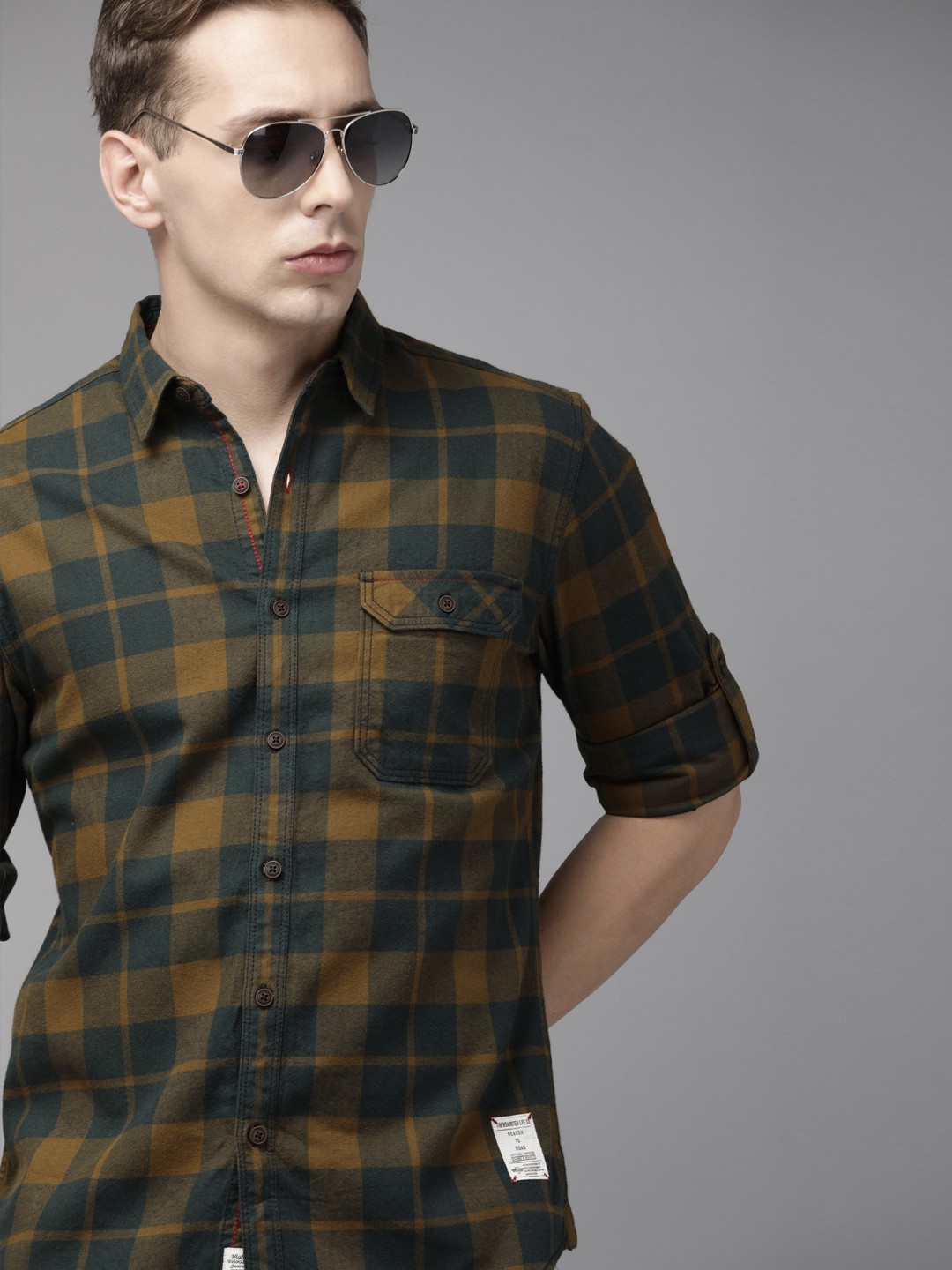 

Roadster Men Mustard Yellow & Teal Green Regular Fit Checked Casual Shirt
