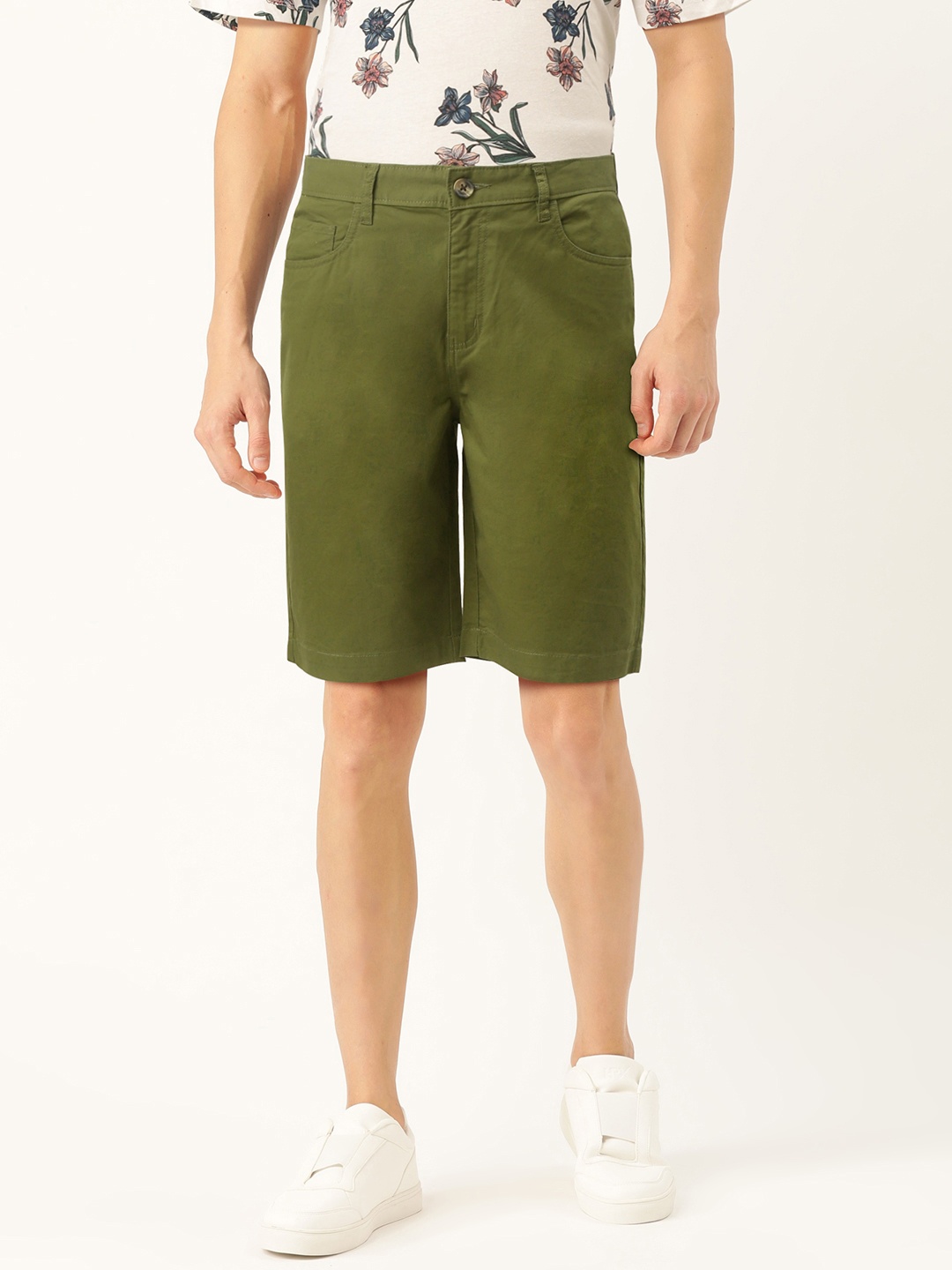 

United Colors of Benetton Men Olive Green Twill Weave Solid Slim Fit Chino Shorts
