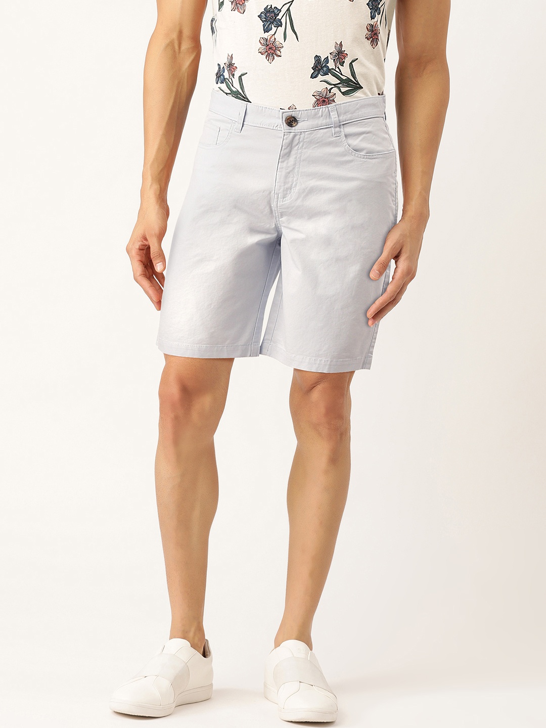 

United Colors of Benetton Men Blue Twill Weave Solid Slim Fit Chino Shorts