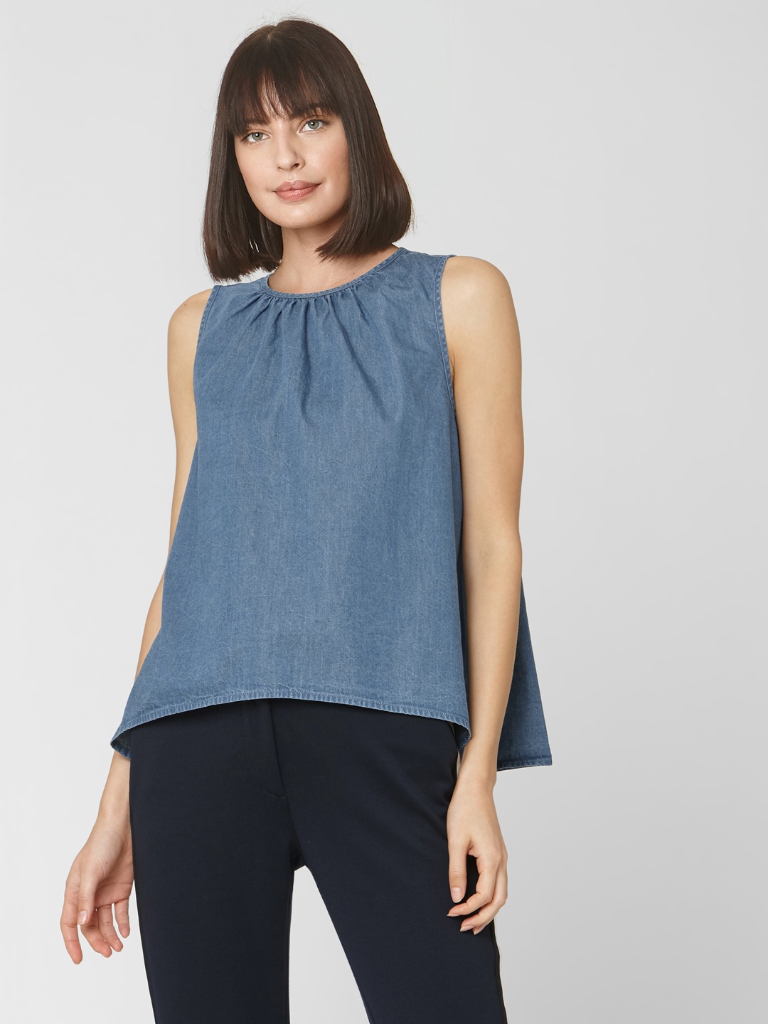 

Vero Moda Women Blue Solid Pure Cotton A-Line Chambray Top