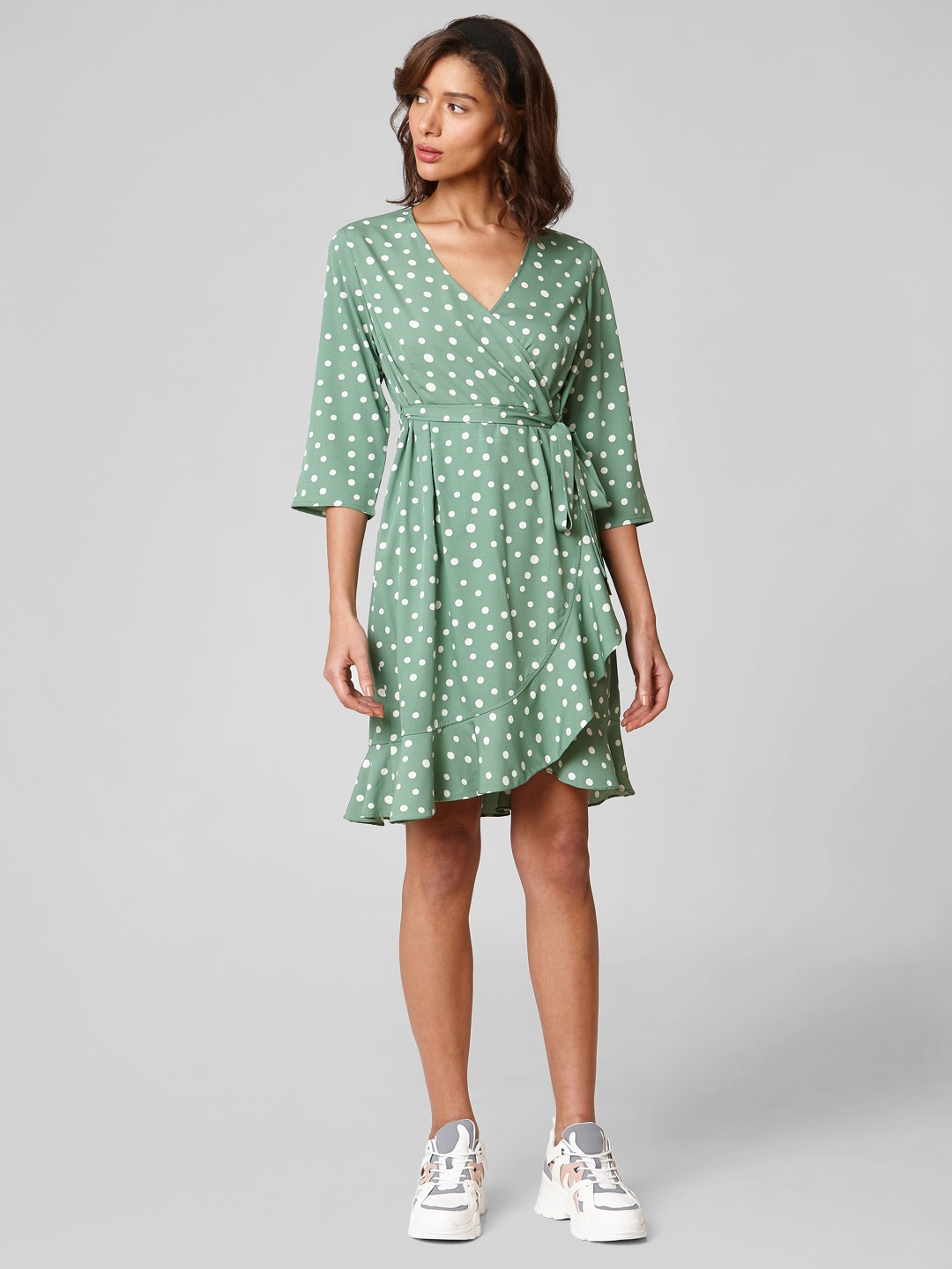 

Vero Moda Women Green & White Polka Dot Print Belted Wrap Dress