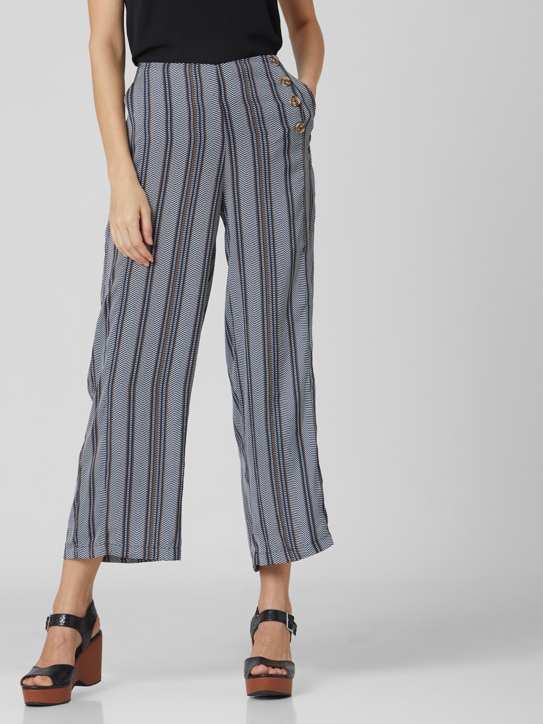 

Vero Moda Women Navy Blue & White Regular Fit Striped Culottes