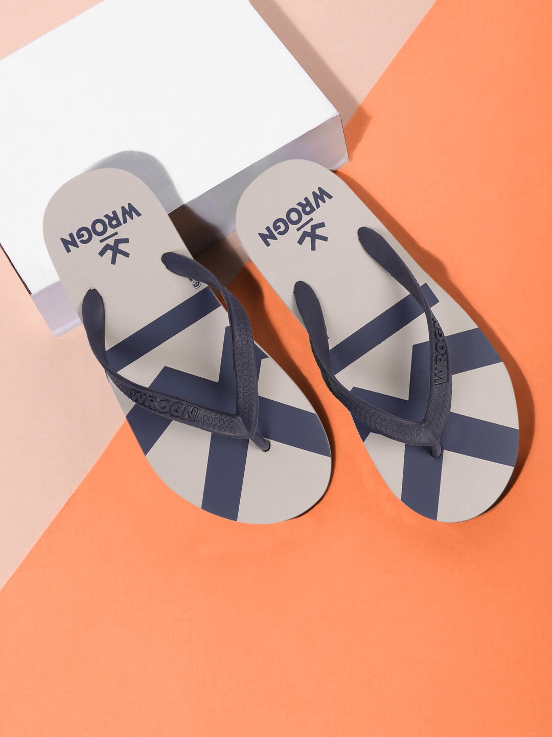 

WROGN Men Grey & Navy Blue Printed Thong Flip-Flops