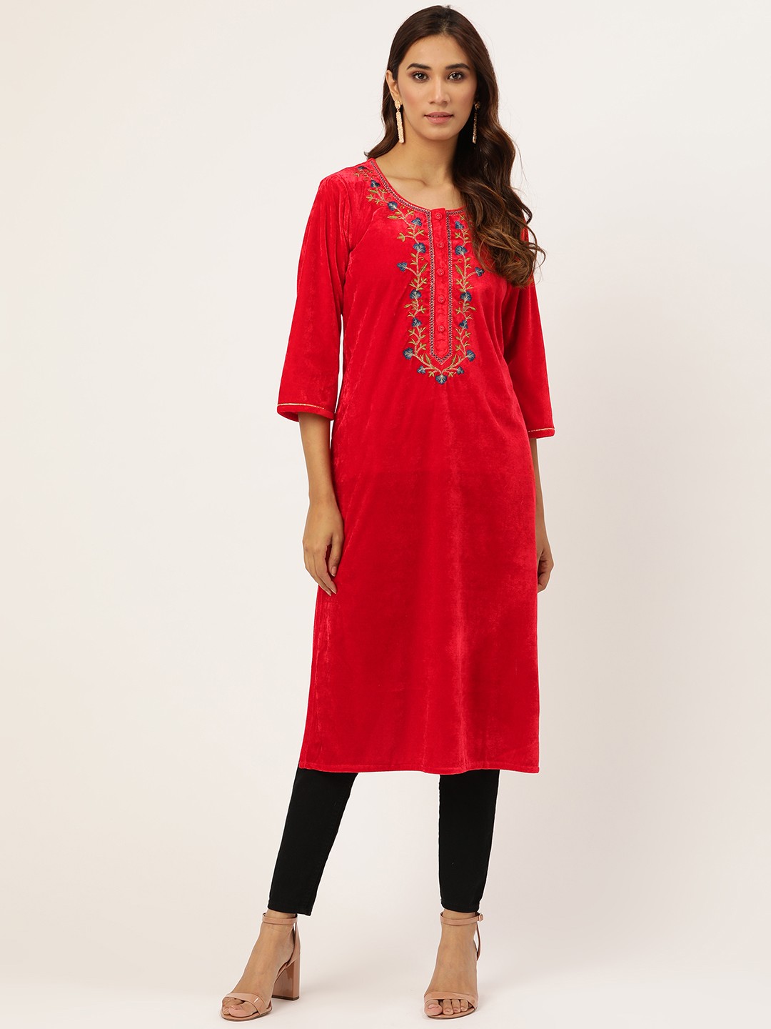 

Shae by SASSAFRAS Women Red Zari Yoke Design Velvet Finish Straight Kurta