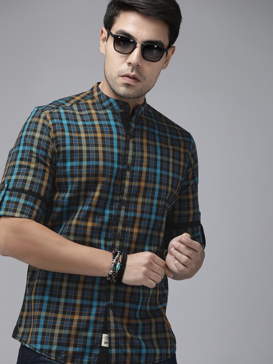 

Roadster Men Blue & Beige Regular Fit Checked Sustainable Casual Shirt