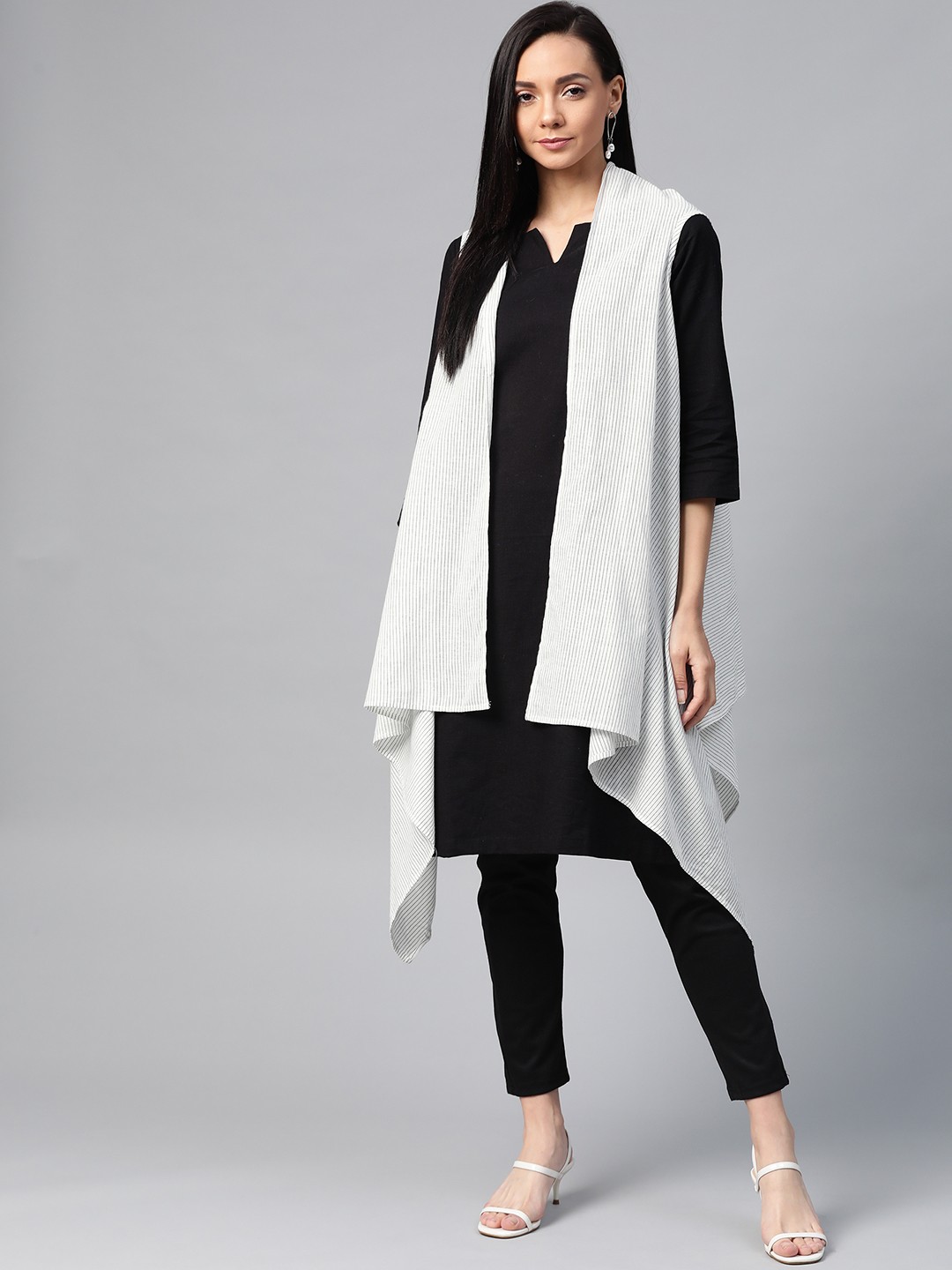 

Biba Women Black & White Pure Cotton Solid Straight Kurta with Striped Shrug