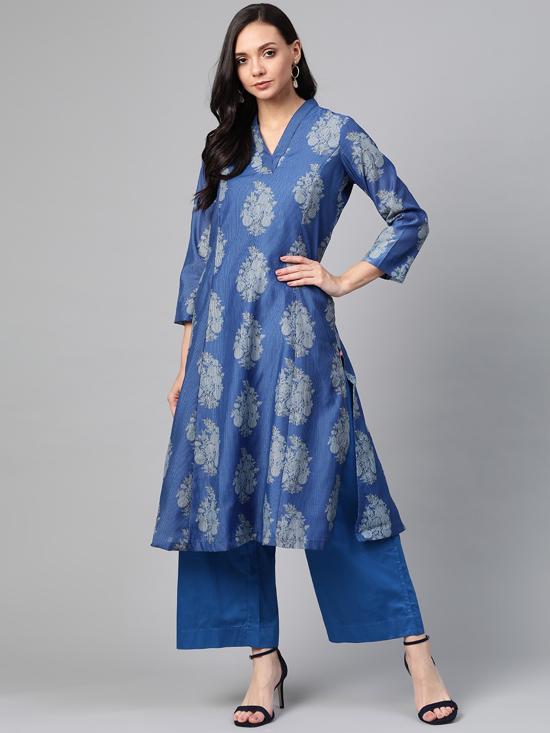 

Biba Women Blue & Grey Ethnic Floral Printed Kurta with Palazzos