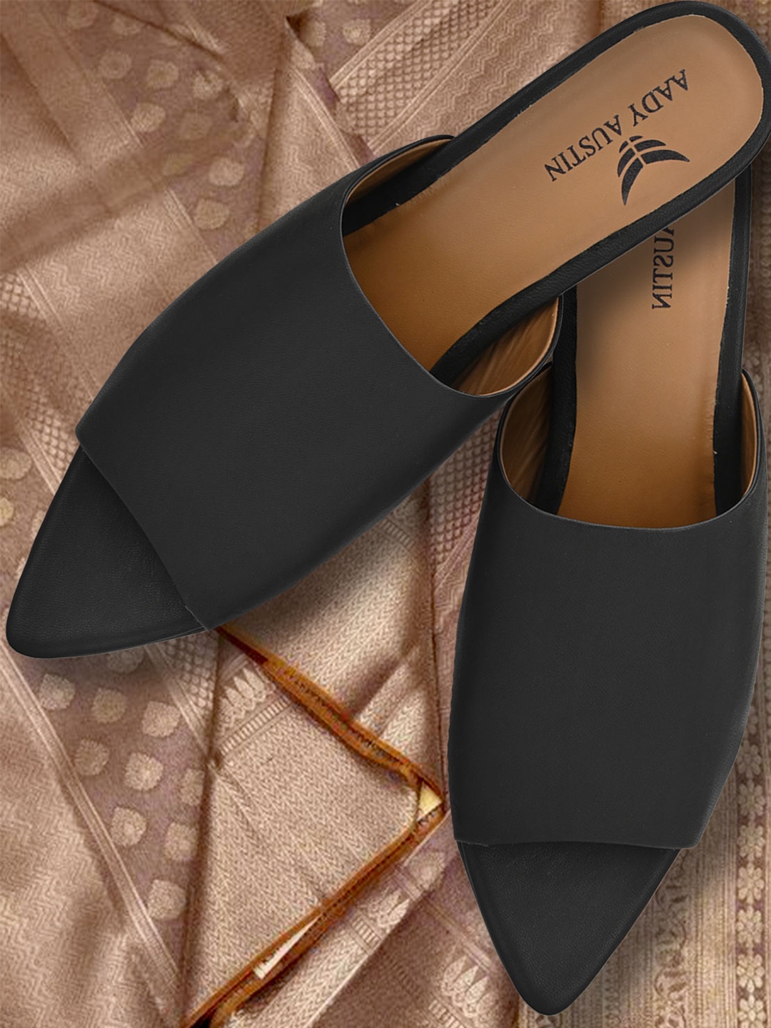 

AADY AUSTIN Women Black Solid Heels