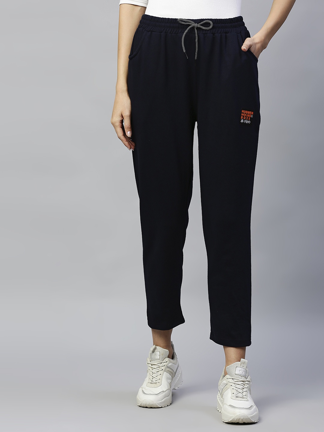 

Hubberholme Women Navy Blue Slim Fit Solid Cropped Track Pants