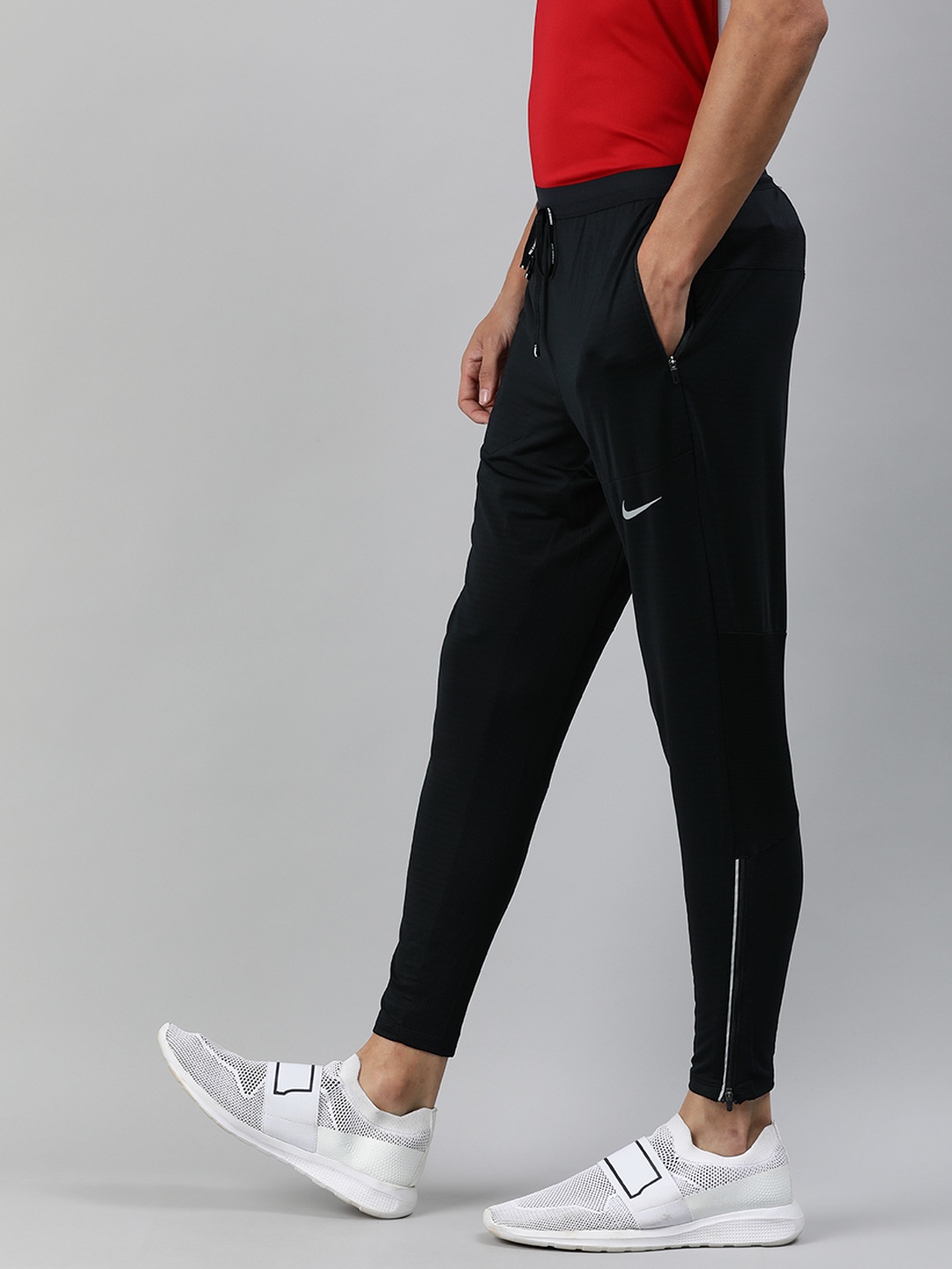 

Nike Men Black Standard Fit Solid DF PHENOM ELITE KNIT Cropped Running Track Pants