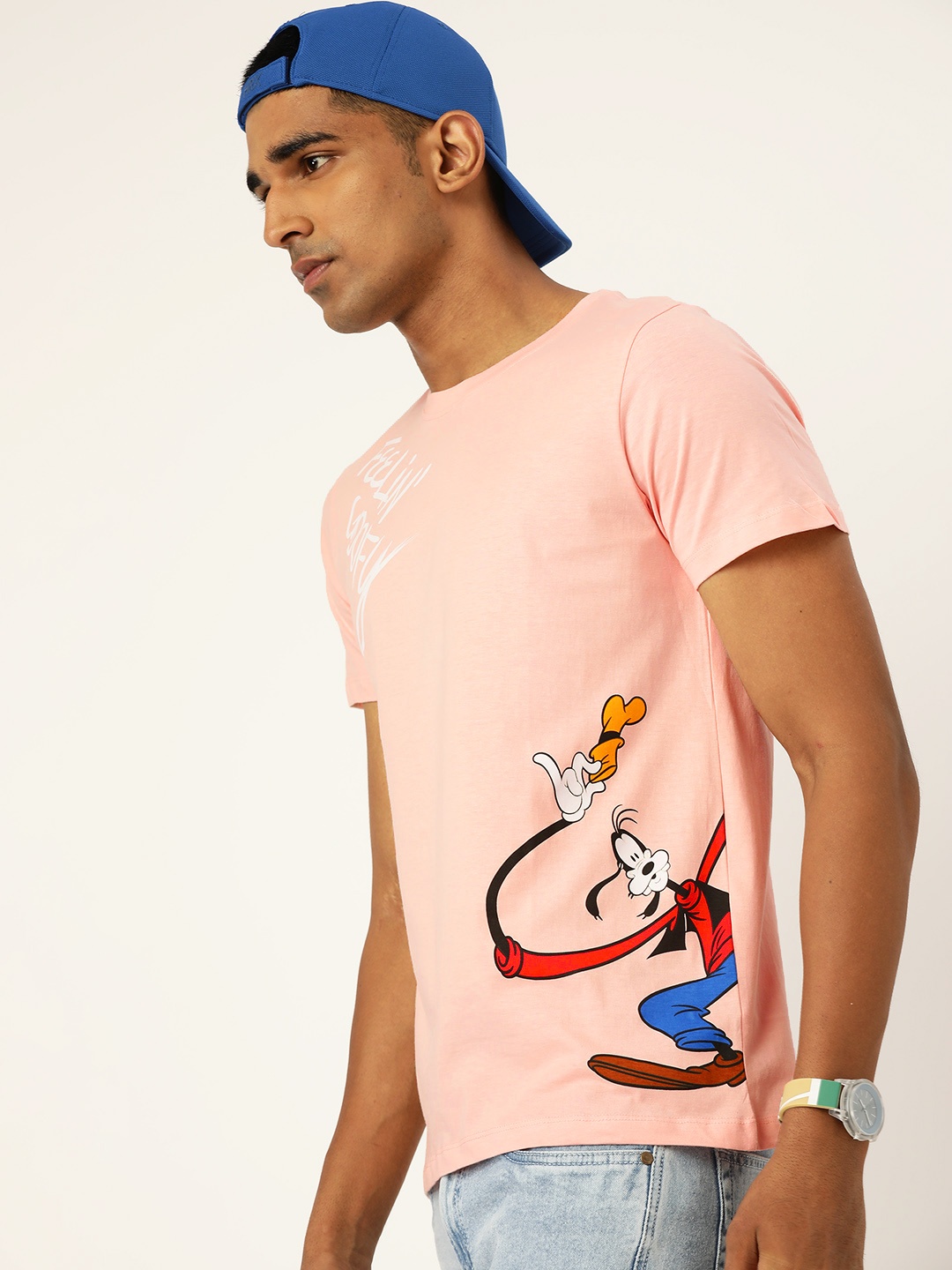 

Kook N Keech Disney Men Pink & White Goofy Printed Pure Cotton T-shirt