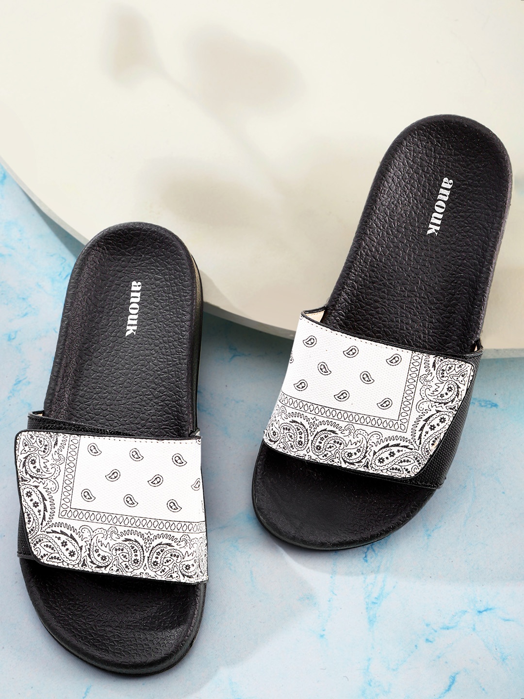 

Anouk Women White & Black Paisley Print Sliders