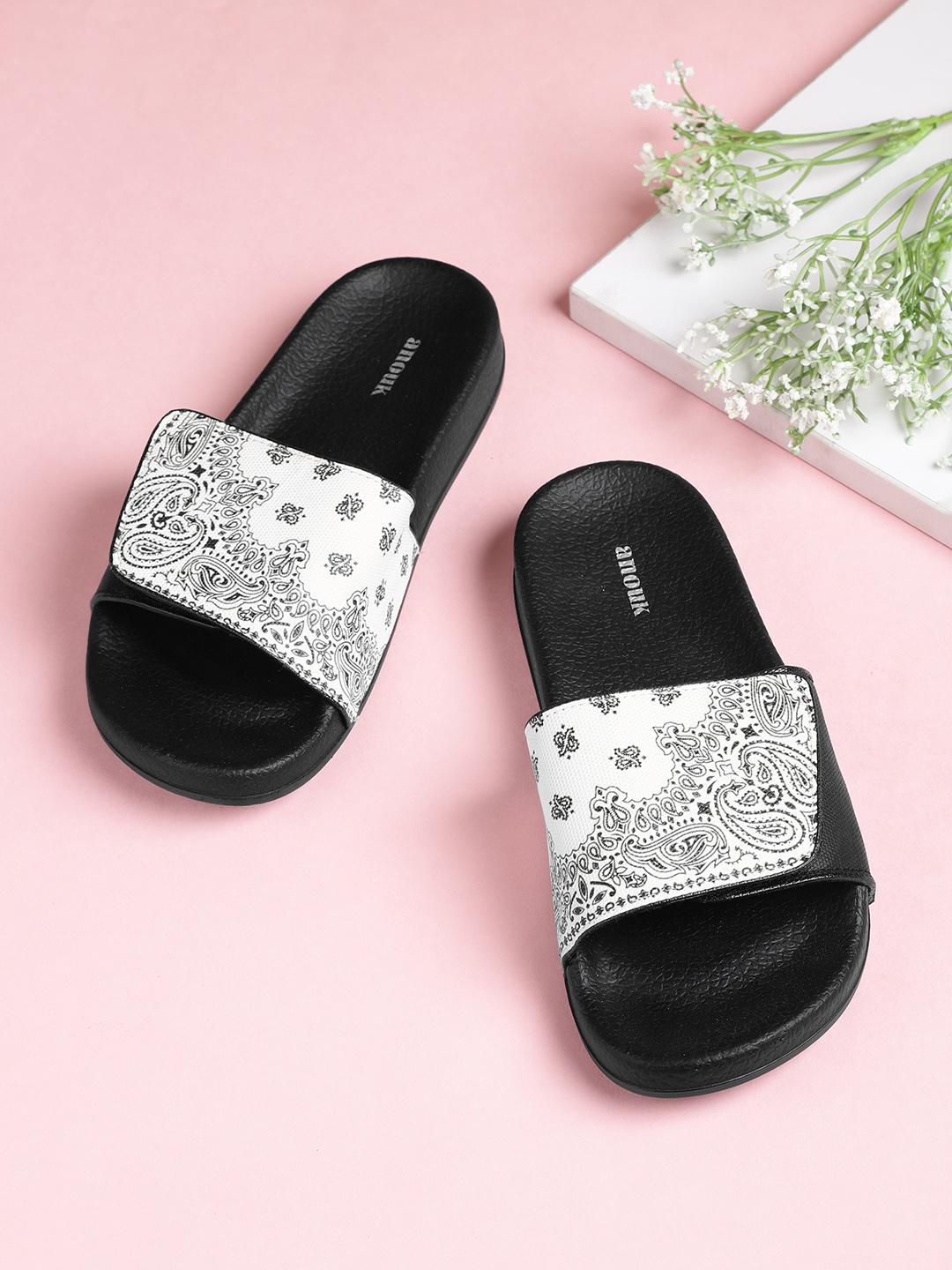 

Anouk Women White & Black Printed Sliders