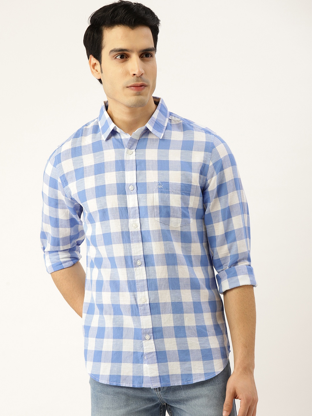 

United Colors of Benetton Men Blue & White Slim Fit Checked Casual Shirt