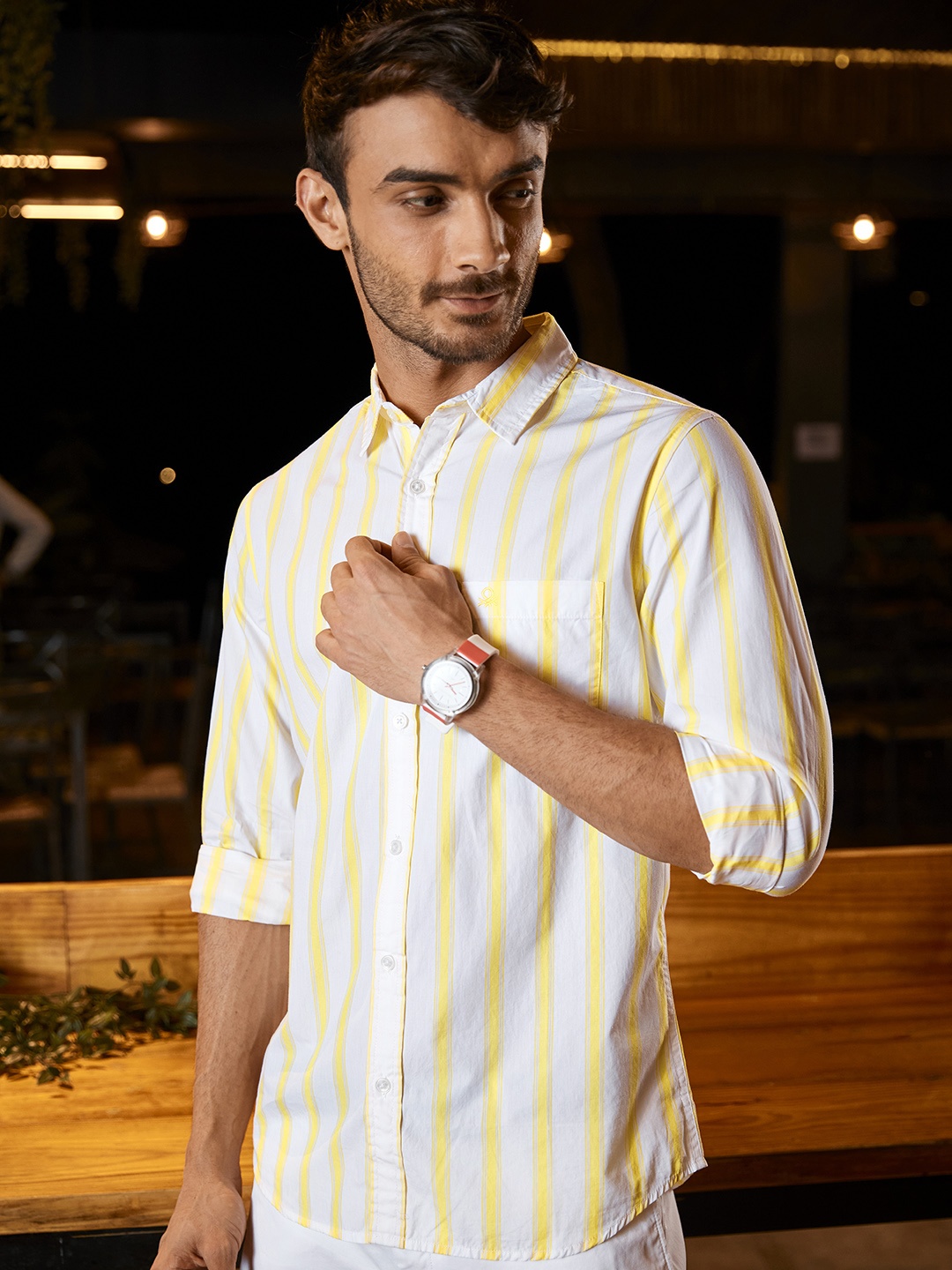 

United Colors of Benetton Men Yellow & White Slim Fit Striped Casual Shirt