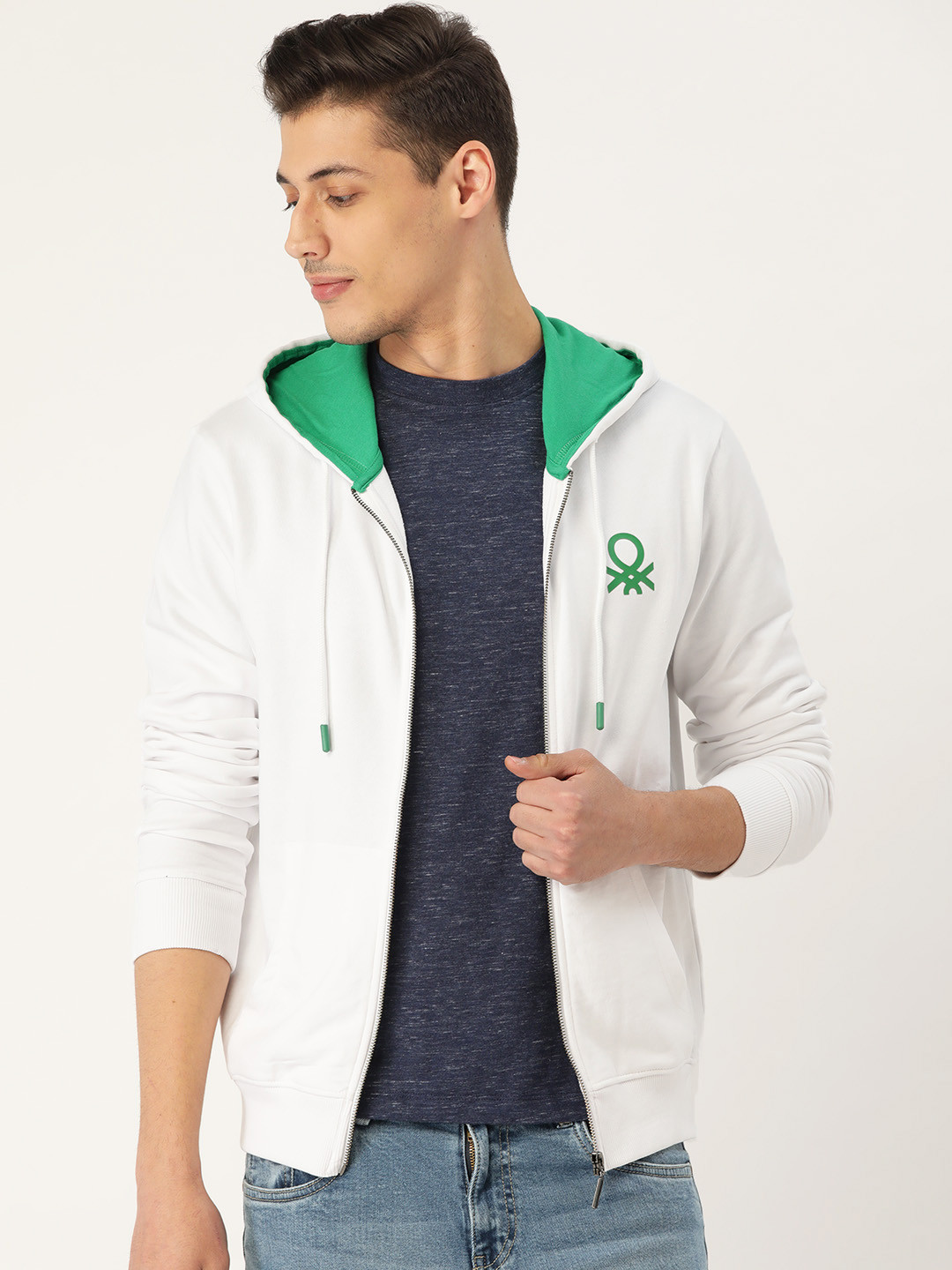 

United Colors of Benetton Men White Solid Hooded Sweatshirt