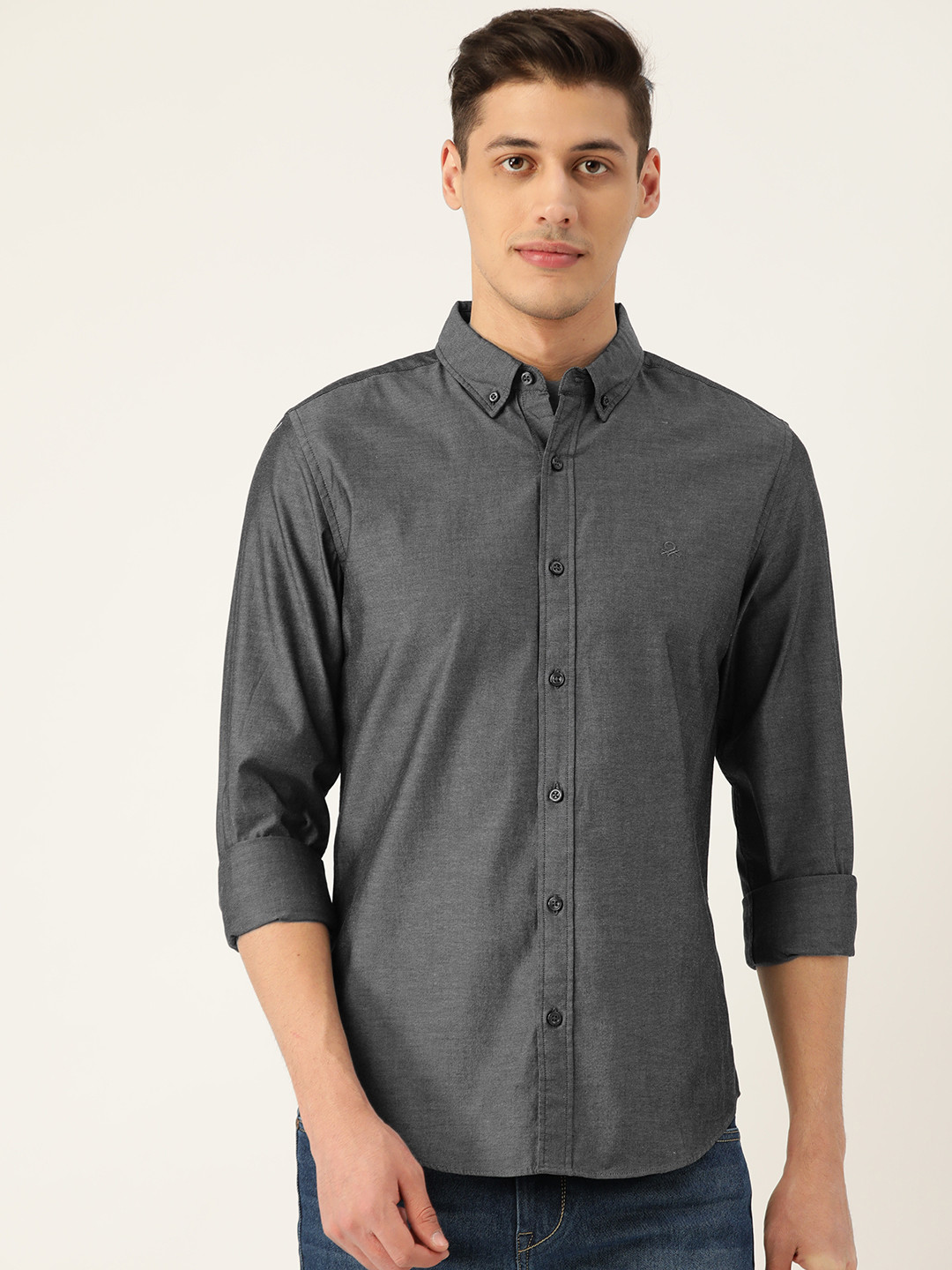 

United Colors of Benetton Men Charcoal Grey Oxford Woven Slim Fit Solid Casual Shirt