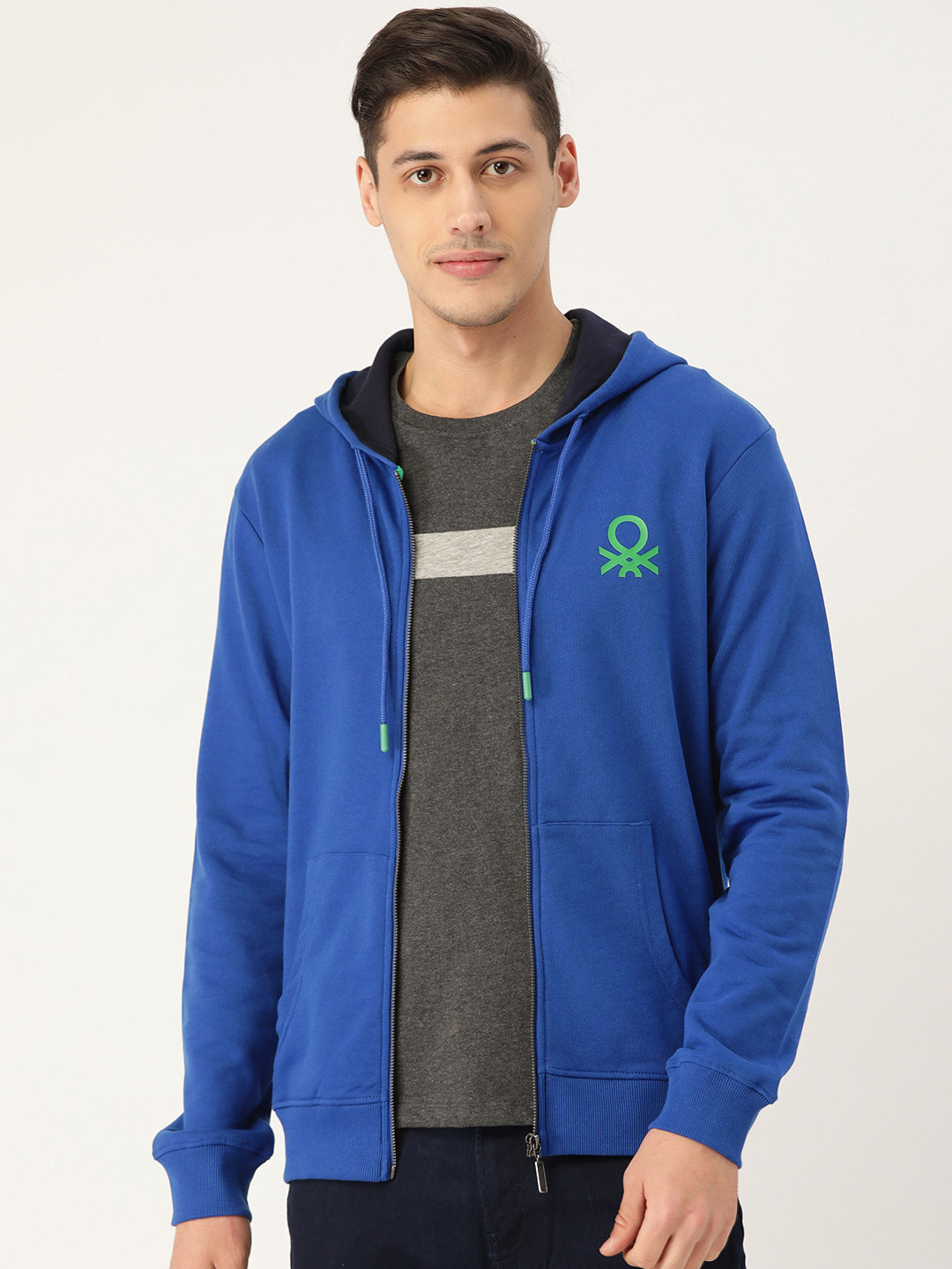 

United Colors of Benetton Men Blue Solid Hooded Sweatshirt