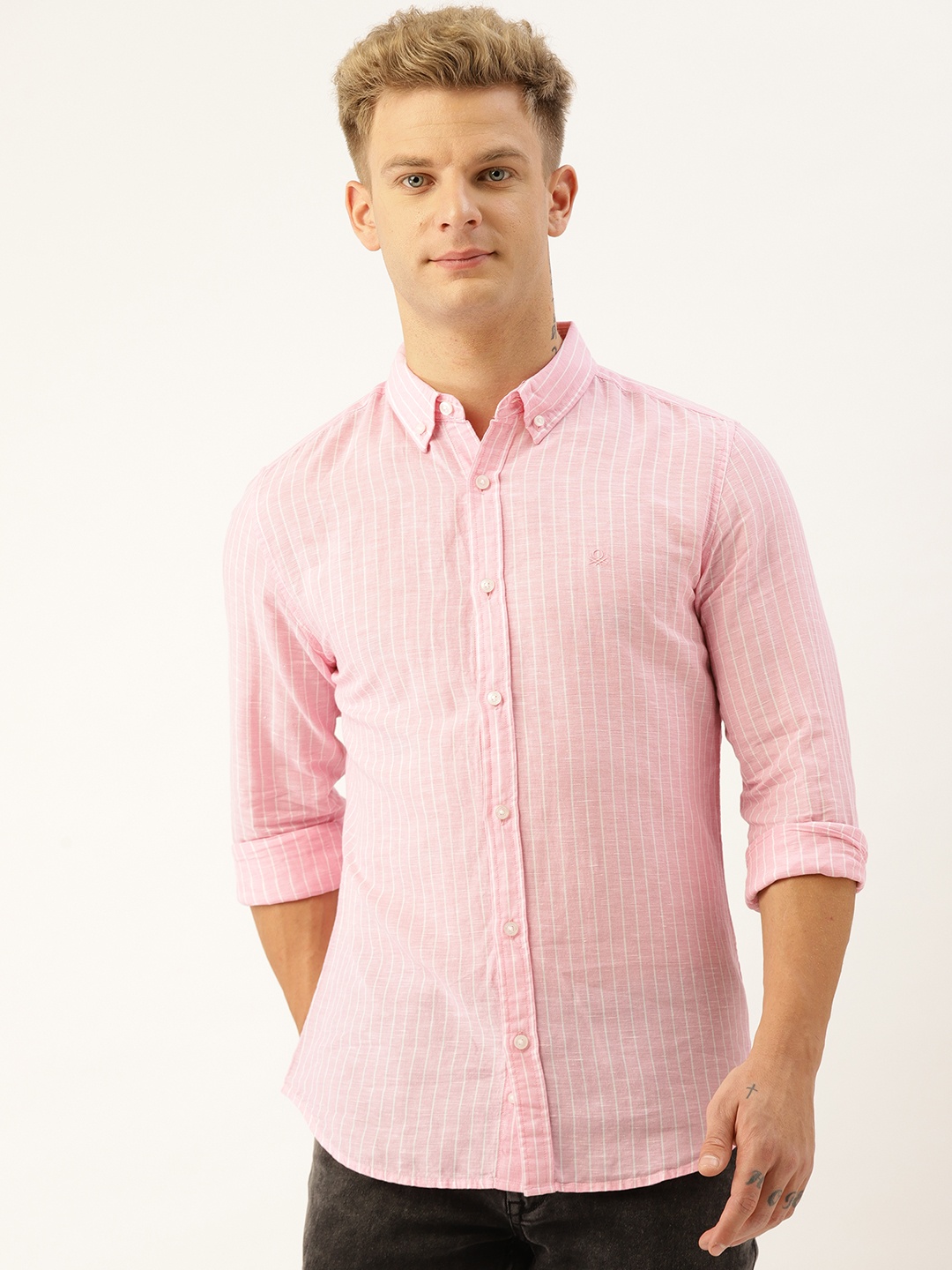 

United Colors of Benetton Men Pink & White Slim Fit Striped Casual Shirt