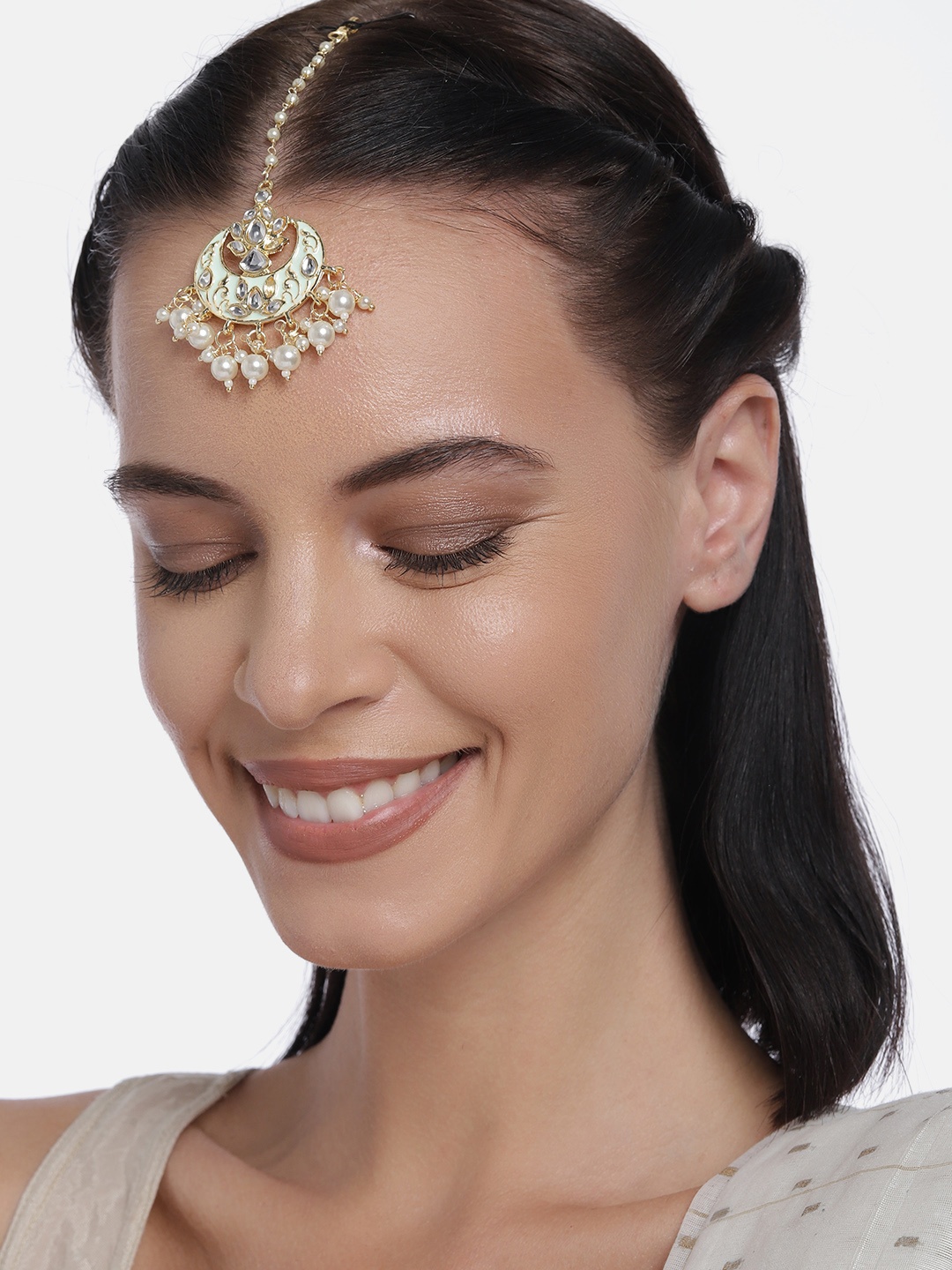 

LAIDA Sea Green Gold Plated Handcrafted Kundan Studded Maang Tikka