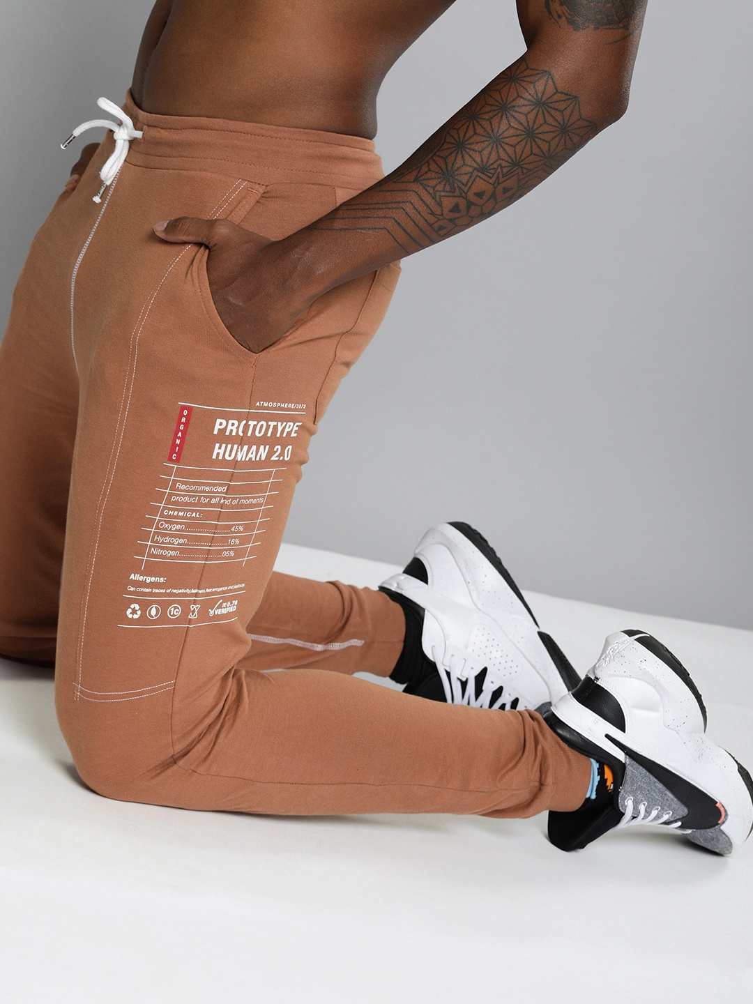 

Kook N Keech Men Peach-Coloured Cotton Joggers with Printed Detail