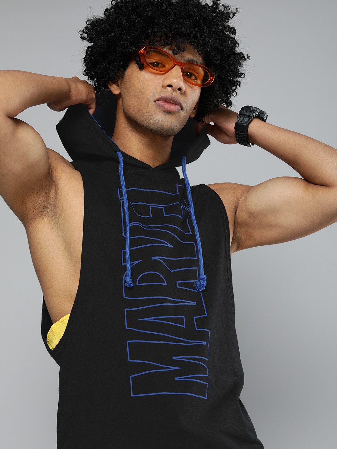 

Kook N Keech Marvel Men Black Printed Hooded Pure Cotton T-shirt