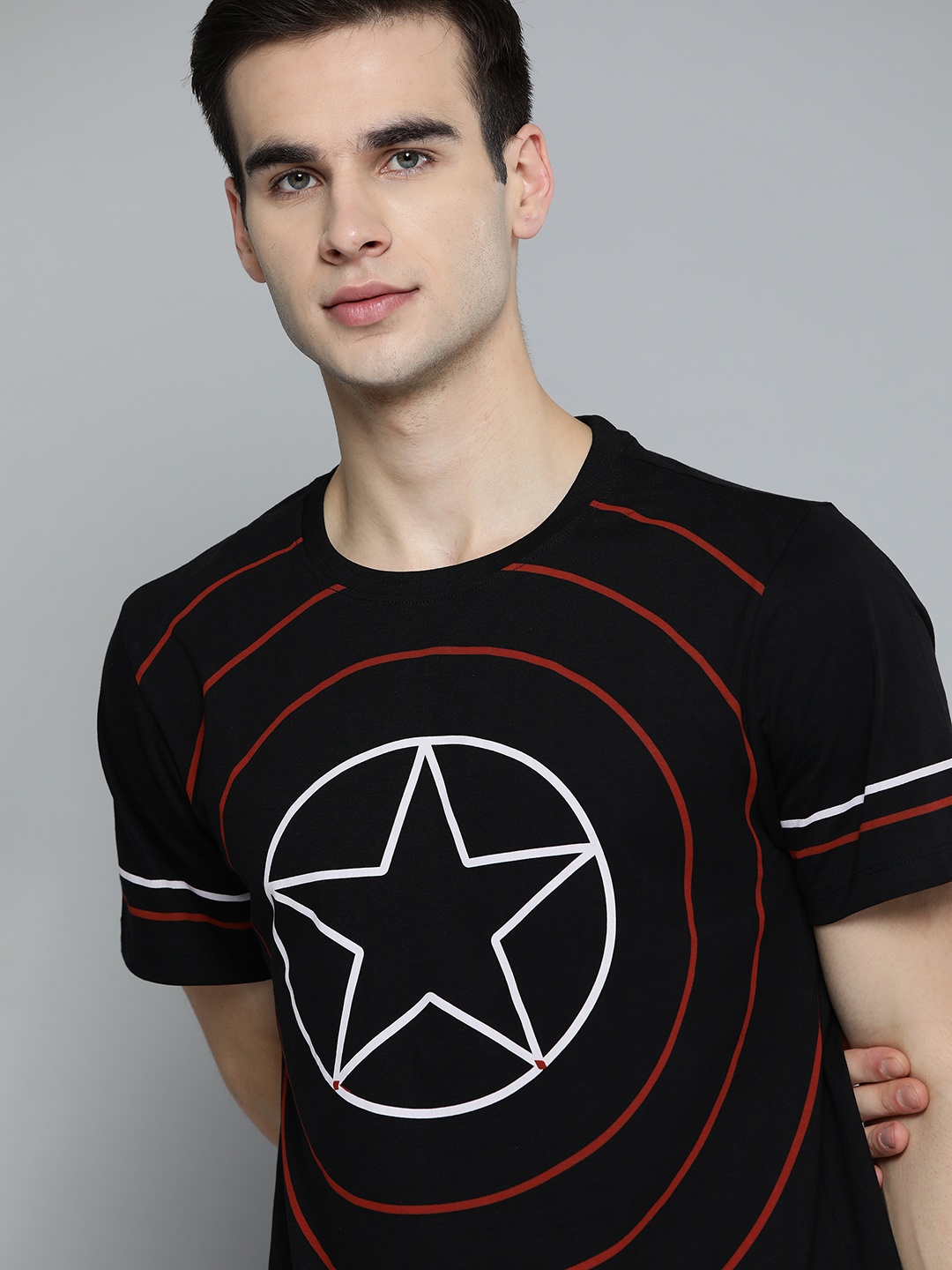 

Kook N Keech Marvel Men Black & White Captain America Printed Pure Cotton T-shirt