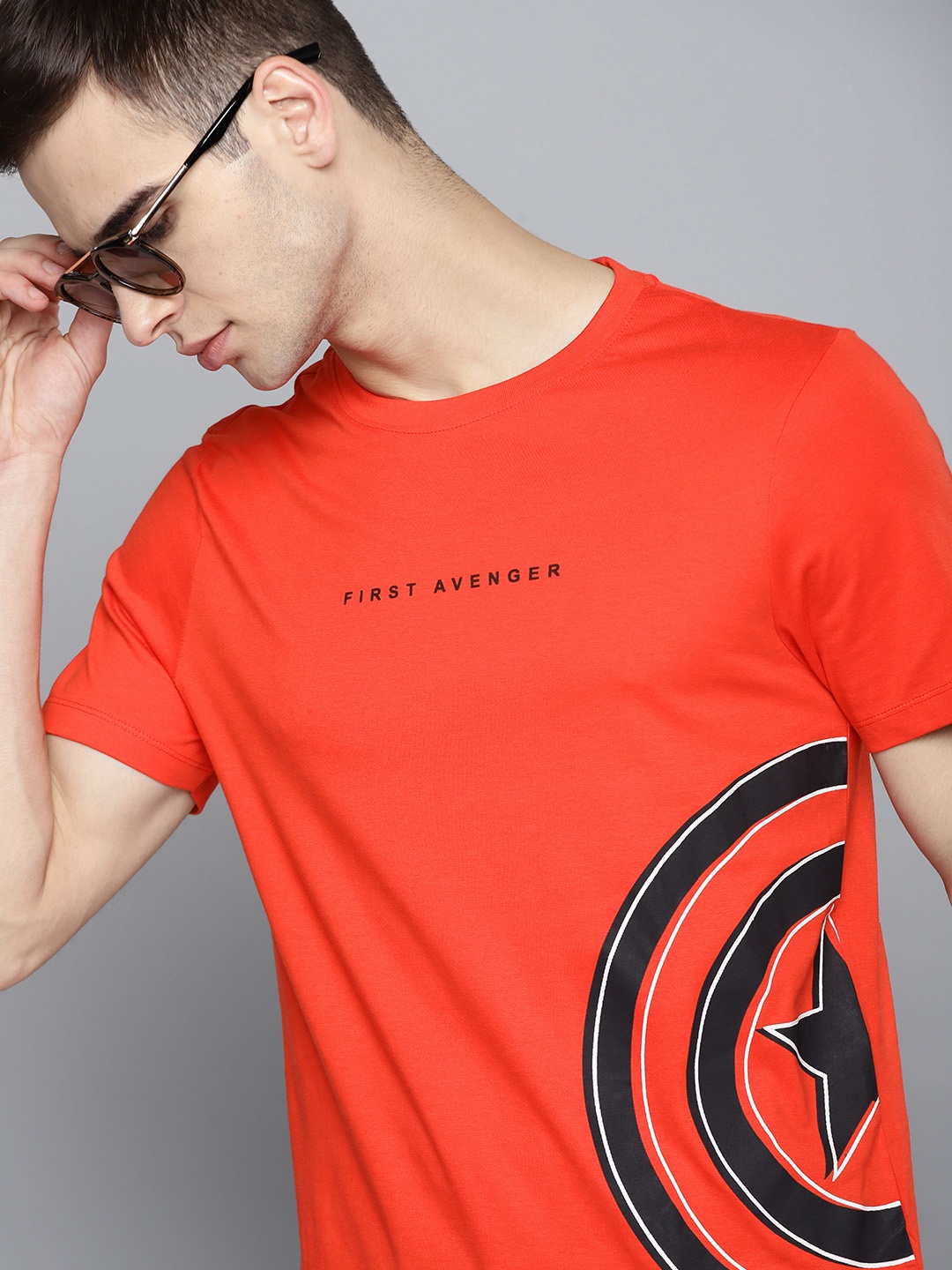 

Kook N Keech Marvel Men Red & Black Captain America Print Cotton T-shirt