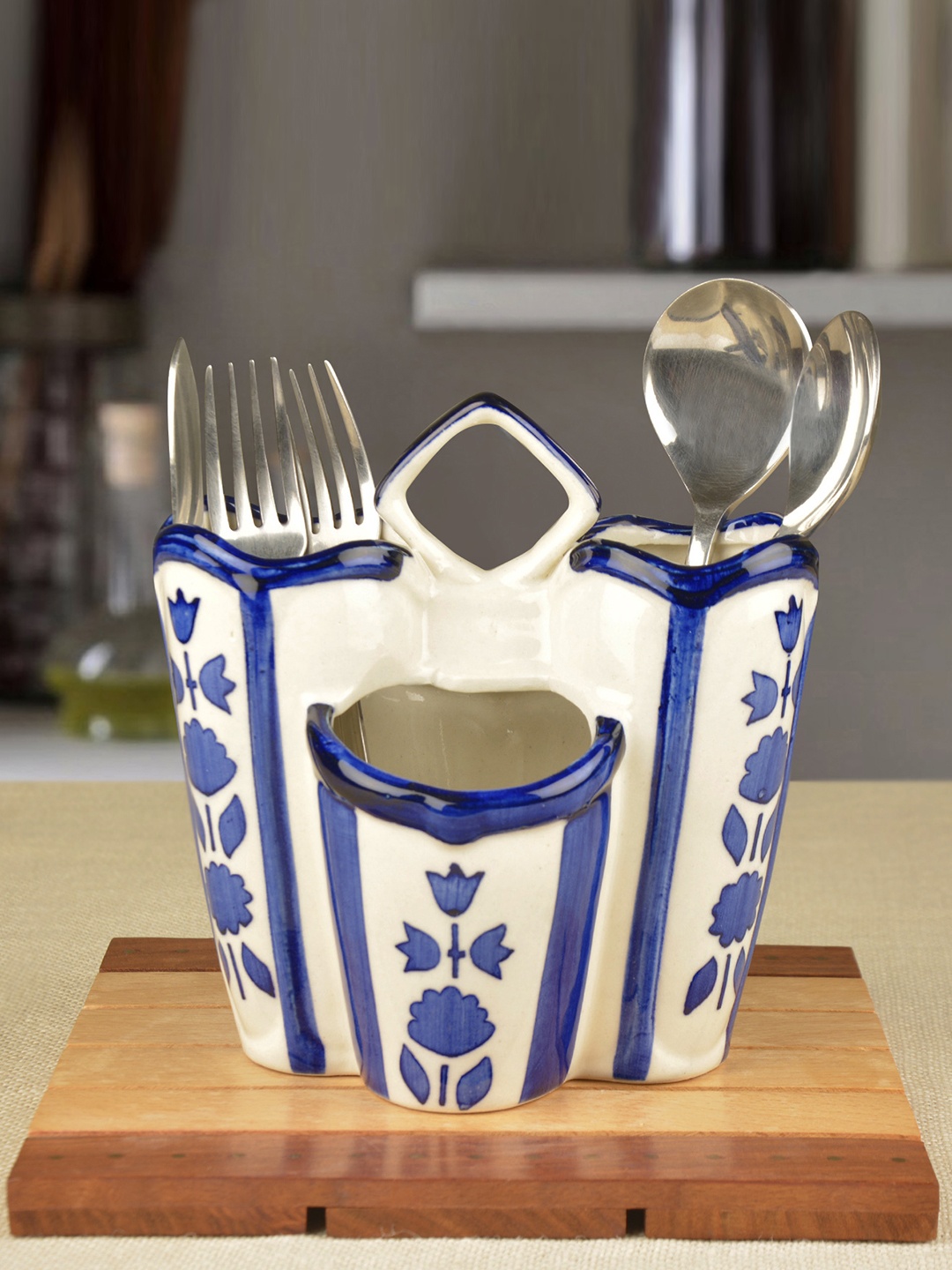 

StyleMyWay White & Blue Hand Painted Ceramic Cutlery Holder