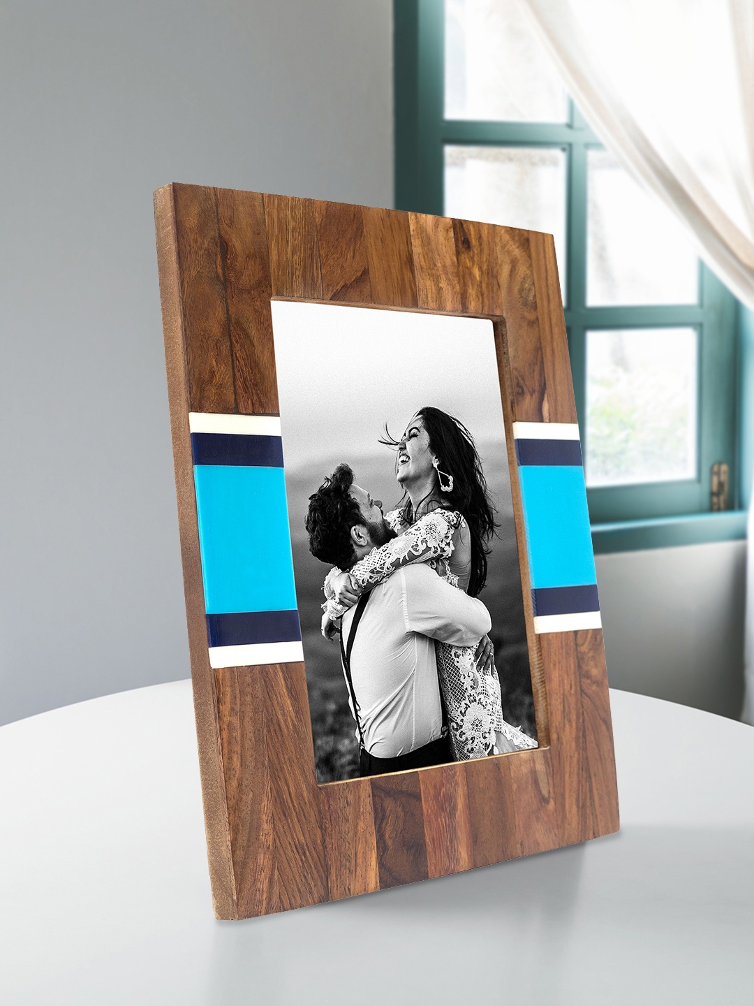 

Golden Peacock Classic Brown & Grey-Melange Chevron Bone Wooden Photo Frame