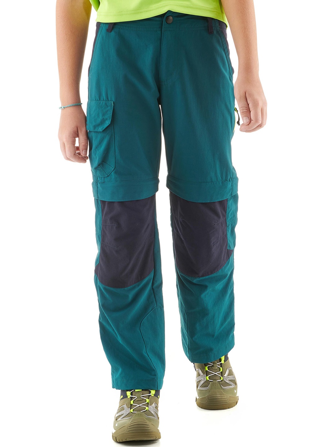 

Quechua By Decathlon Kids Green Regular Fit Solid Hiking Trousers MH500
