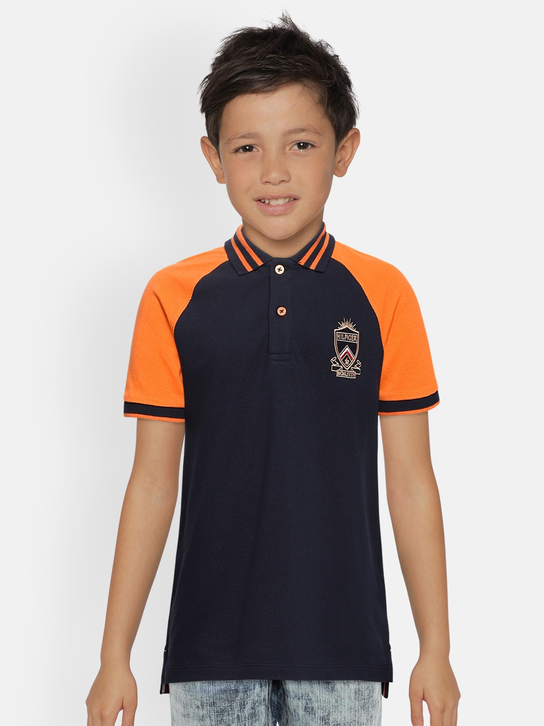 

Tommy Hilfiger Boys Navy Blue Solid Polo Collar T-shirt
