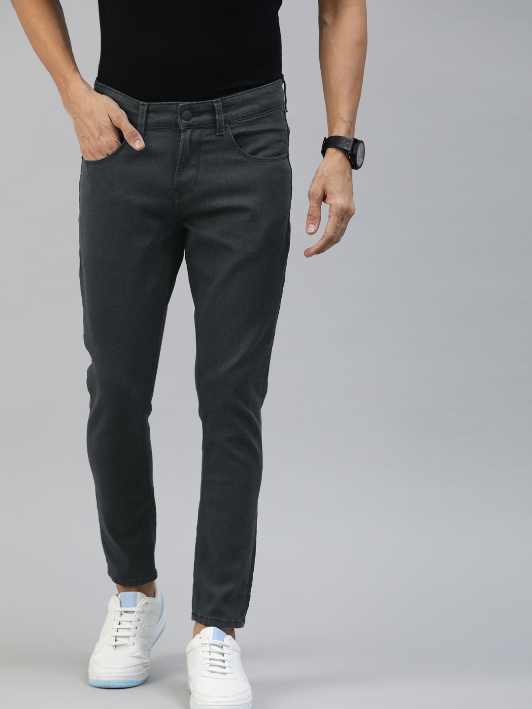 

SPYKAR Men Grey Tapered Fit Low-Rise Clean Look Jeans