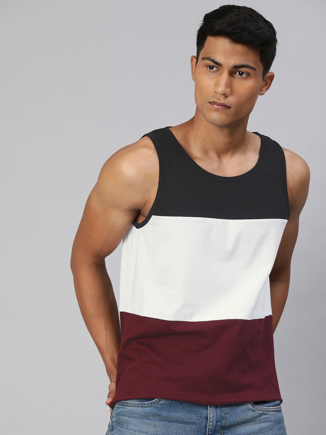 

Urbano Fashion Men Black White Slim Fit Colourblocked Round Neck Sleeveless Pure Cotton T-shirt