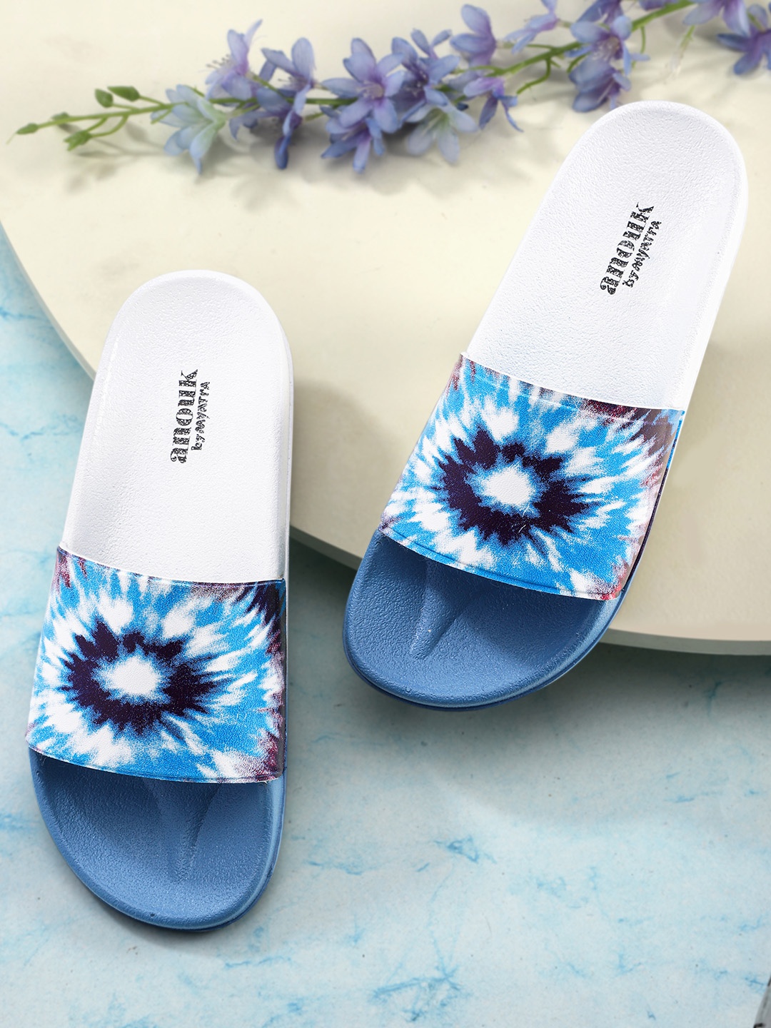 

Anouk Women Blue & White Printed Sliders
