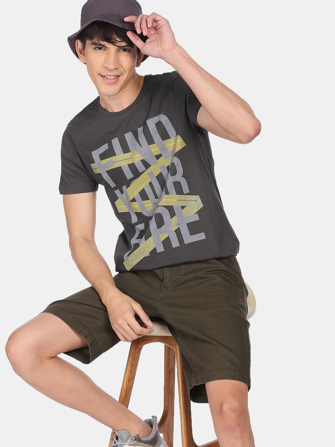 

Flying Machine Men Brown Printed Round Neck Pure Cotton T-shirt