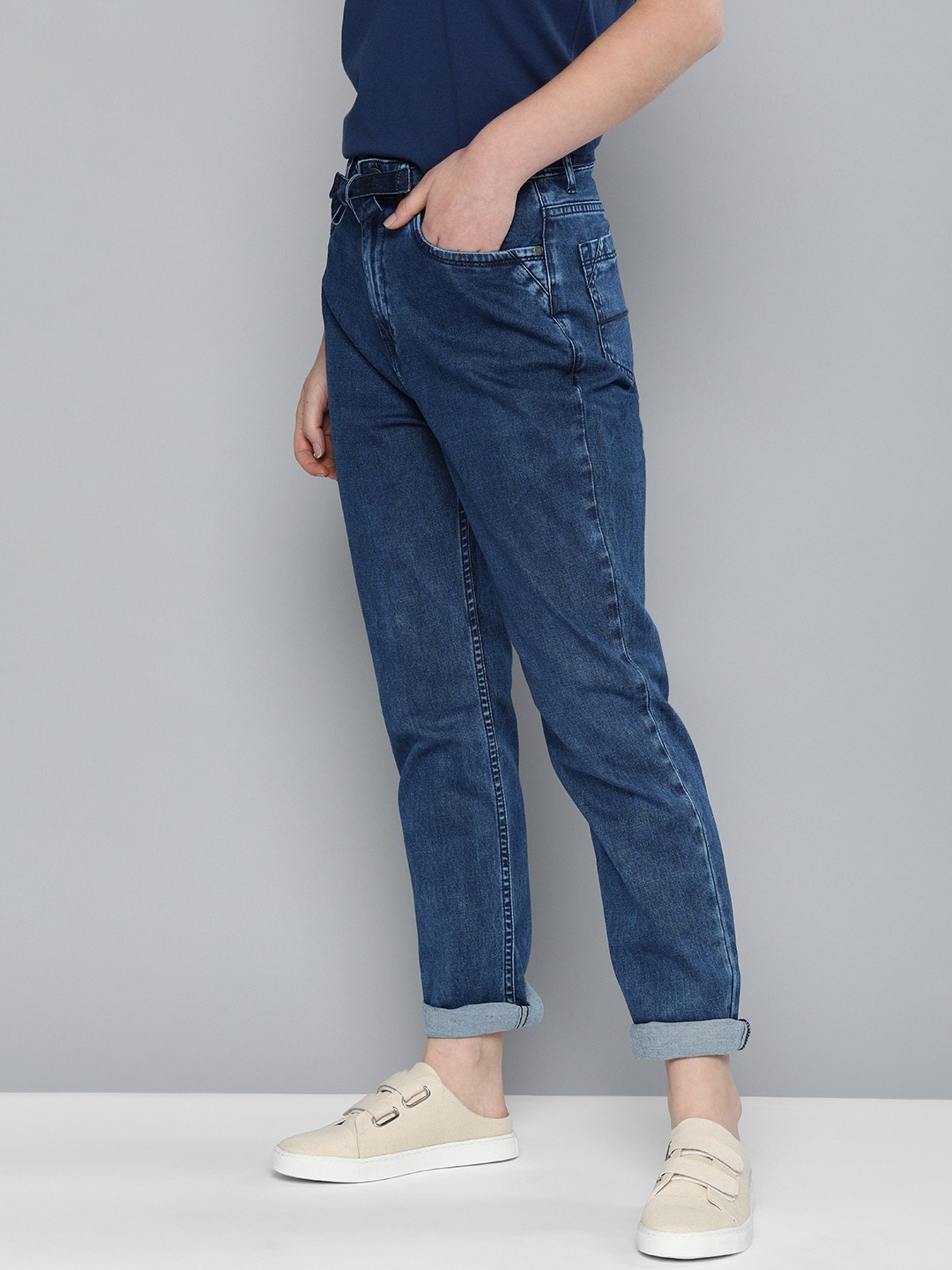 

Mast & Harbour Women Blue Straight Fit Mid-Rise Clean Look Stretchable Jeans