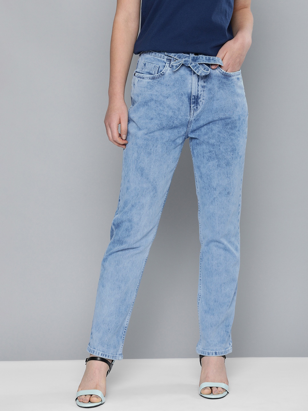 

Mast & Harbour Women Blue Straight Fit Mid-Rise Clean Look Stretchable Jeans
