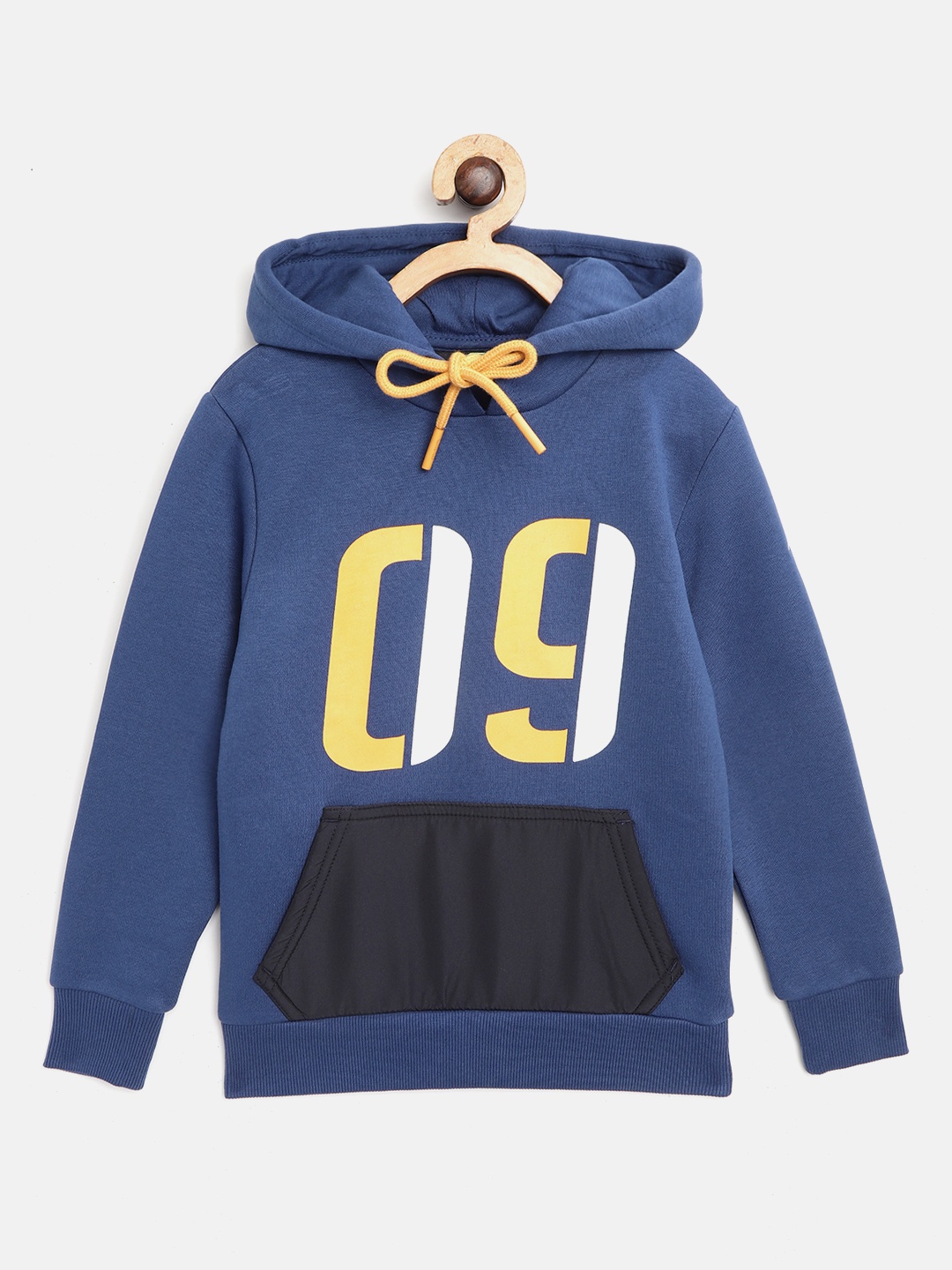 

Alcis Boys Blue & White Alphanumeric Print Hooded Sweatshirt