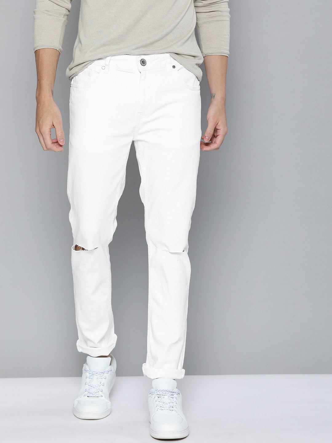 

Mast & Harbour Men White Skinny Fit Mid-Rise Slash Knee Stretchable Jeans