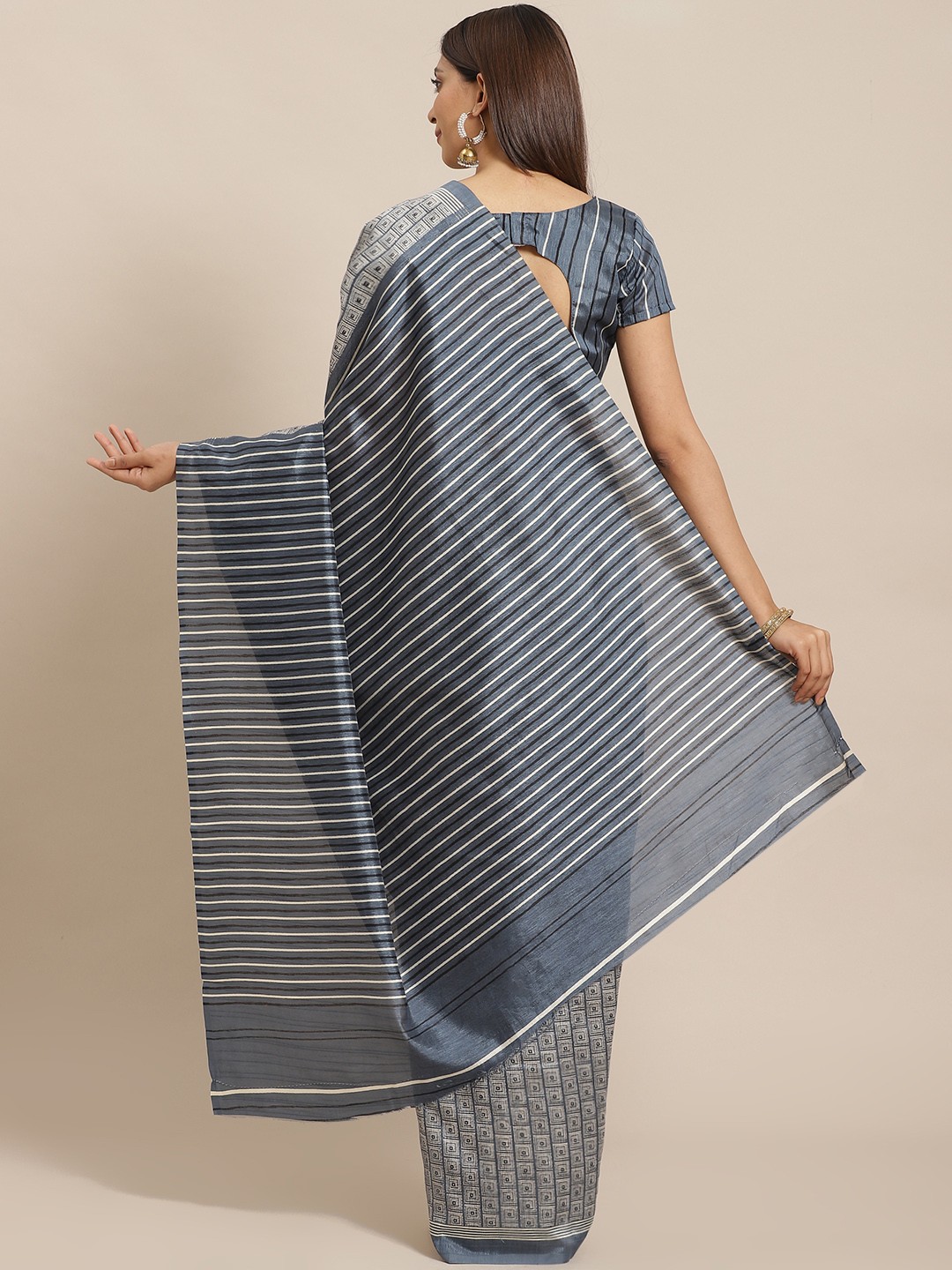 

Saree mall Grey Printed Bhagalpuri Saree