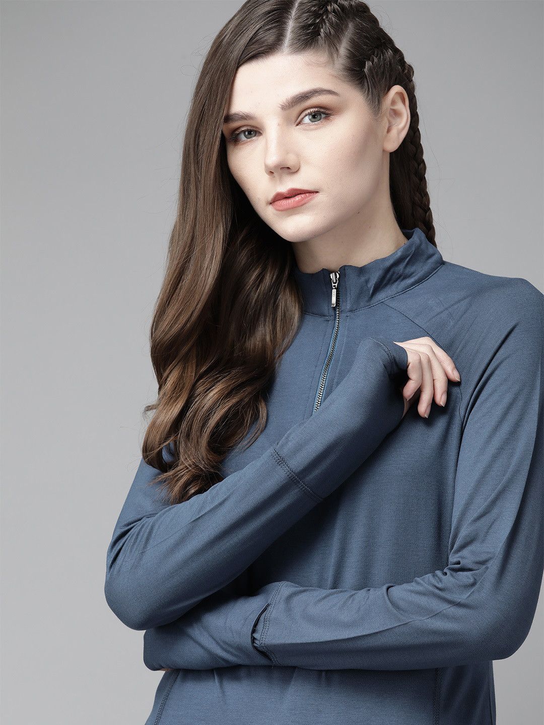 

The Roadster Lifestyle Co Women Teal Blue Solid Anti-Bacterial Mock Neck T-shirt