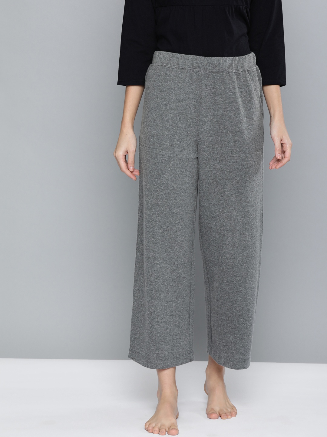 

Chemistry Women Grey Melange Solid Knitted Cropped Lounge Pants