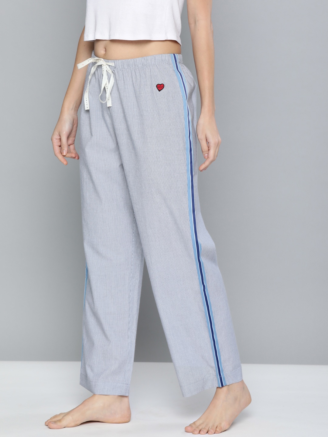 

Chemistry Women Grey Solid Lounge Pants
