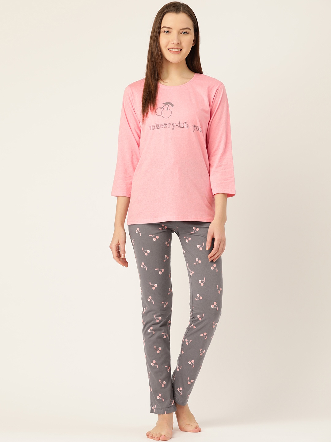 

MBeautiful Women Pink & Grey Printed Nightsuit