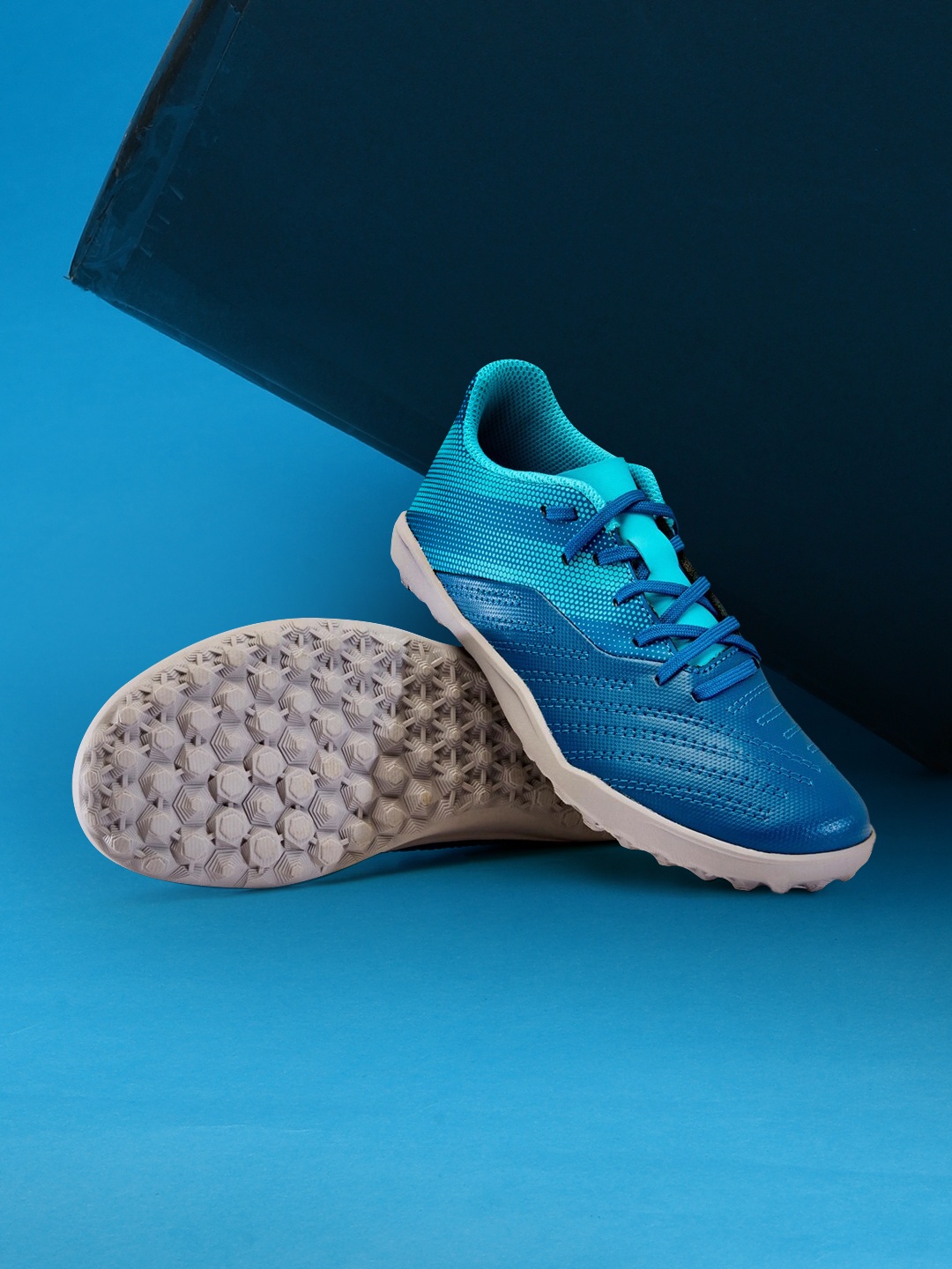 

Kipsta By Decathlon Unisex Turquoise Blue PU Football Shoes