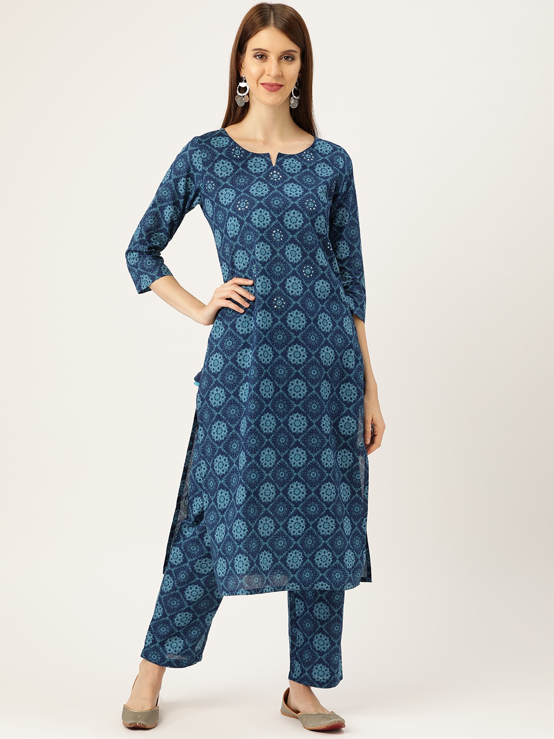 

Prakrti Women Navy Blue Geometric Jaal Print & Sequinned Kurta with Trousers