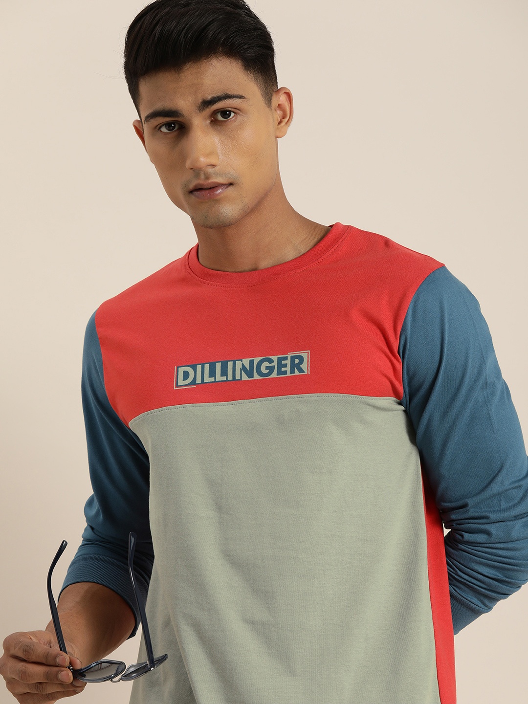 

DILLINGER Men Coral Red Grey Colourblocked Round Neck Pure Cotton T-shirt