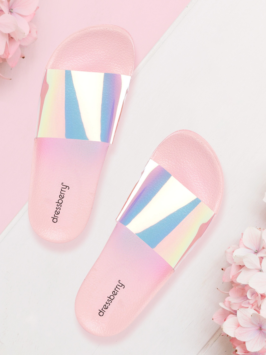 

DressBerry Women Pink & Blue Iridescent Effect Sliders