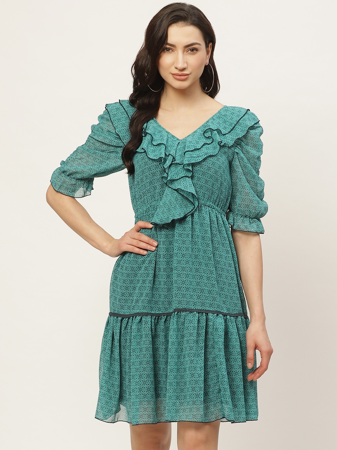 

Antheaa Women Green Geometric Print A-Line Dress